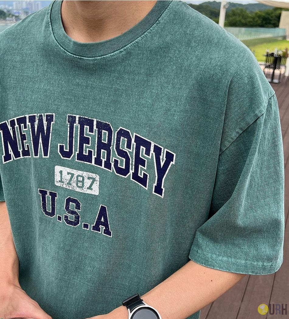 【100%保證韓國直送】New Jersey 美式復古裂紋字母印花 Pigment 古洗寬鬆落肩短袖Tee 👕 [4 color] RG165924