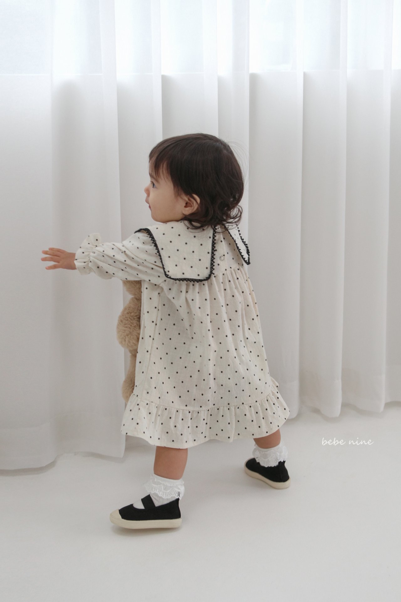 🌸預訂 韓國直送🌸🇰🇷Bebenine兩色方領波點荷葉邊長袖連身裙