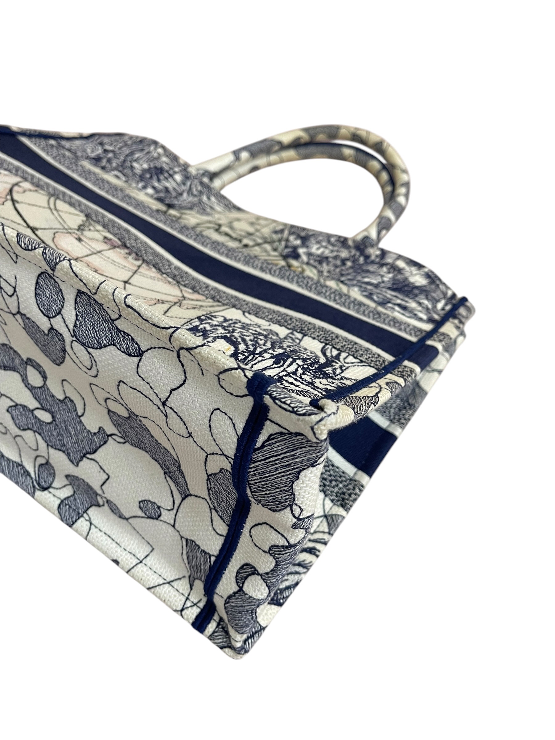 Pre-owned Dior Book Tote / Product Code: 063003