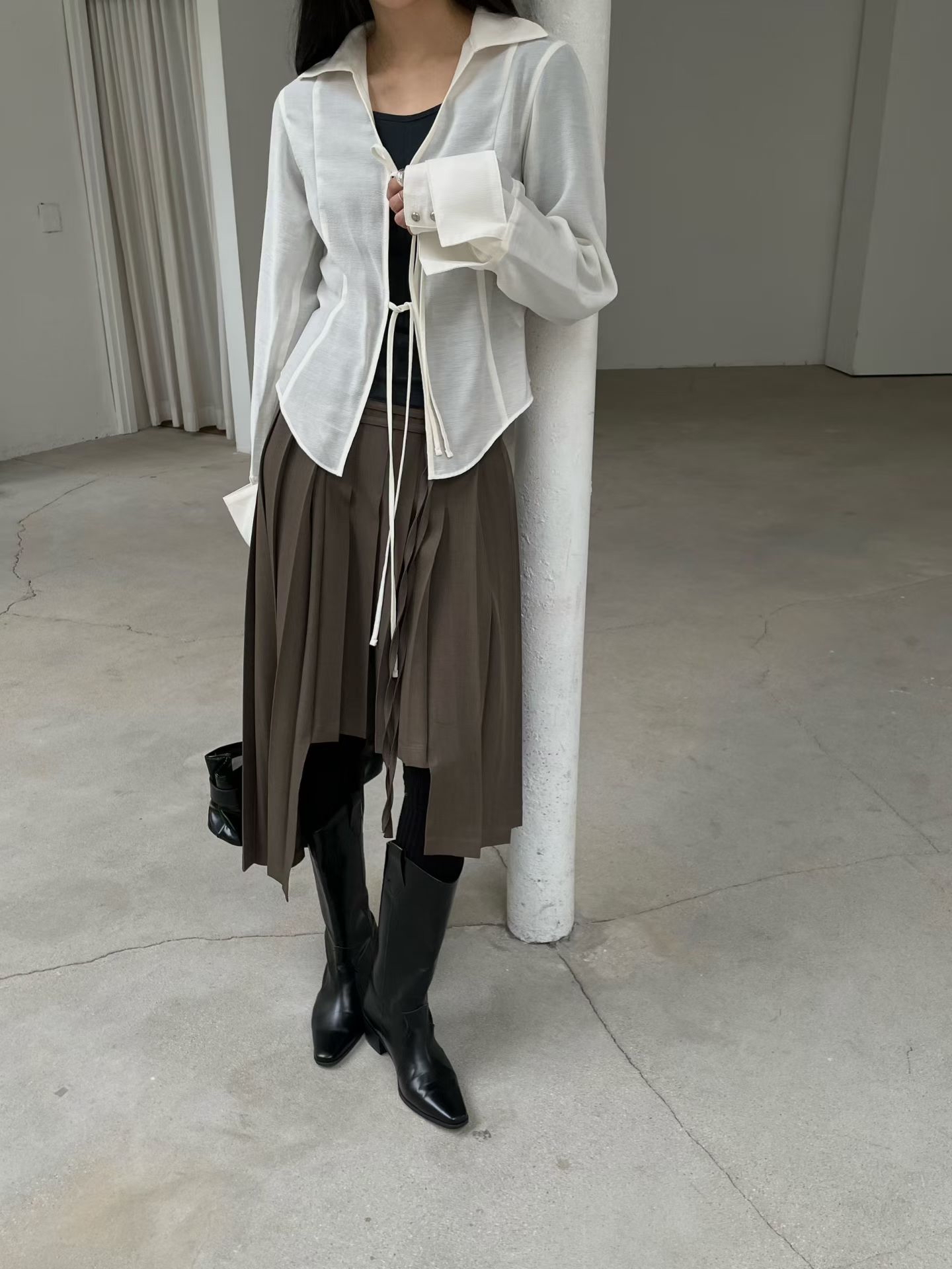 MILAE 不對稱繫帶百褶半身裙