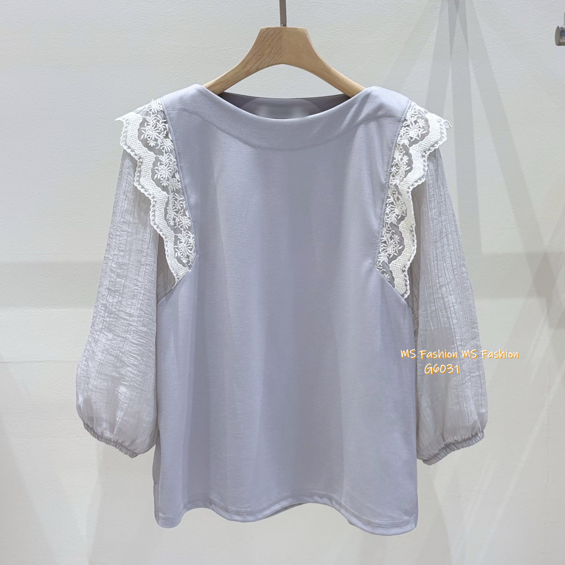 G6031 韓國🇰🇷肩lace拼布top