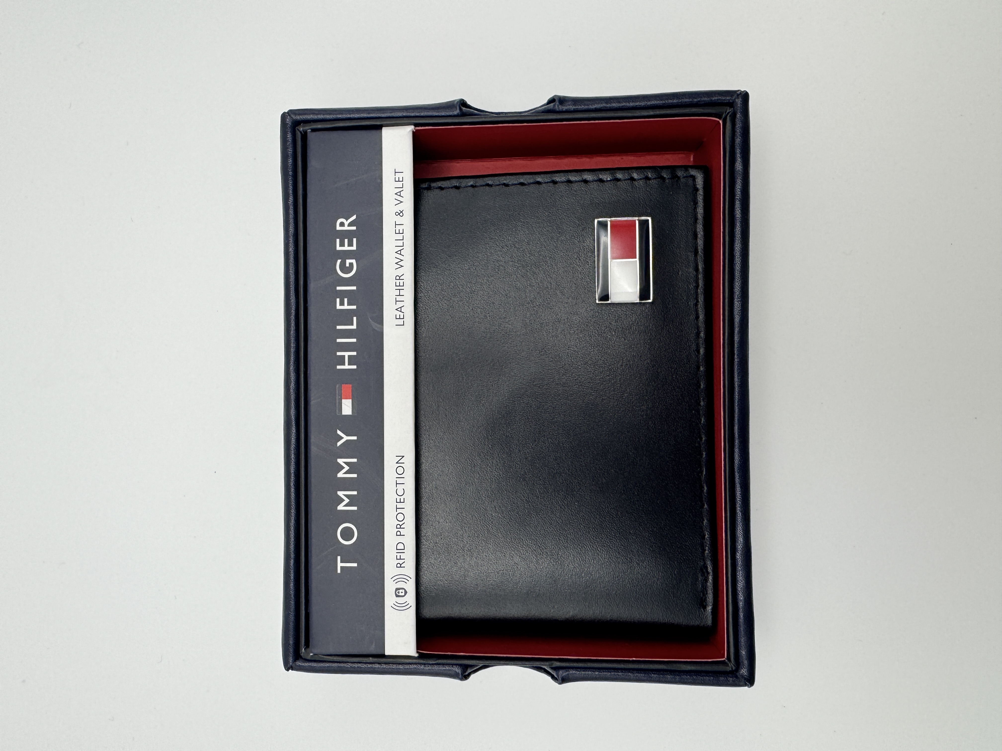 Tommy Hilfiger黑色皮銀包 (香港現貨) - TH1276