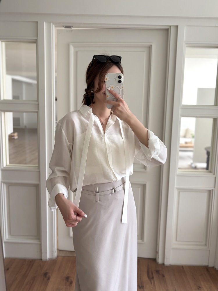 Tie Detail Sheer Blouse (Ivory)