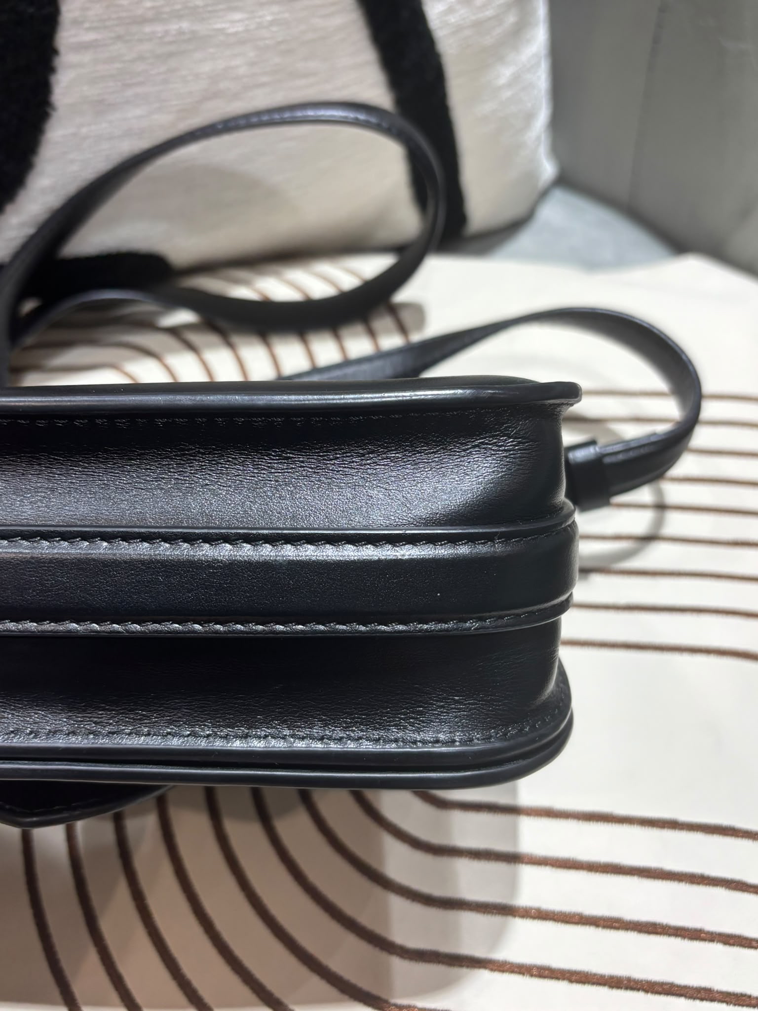 LV Pont 9 黑色小牛皮shoulder bag M55948 100%Authentic, 93%New ☑️Dust bag