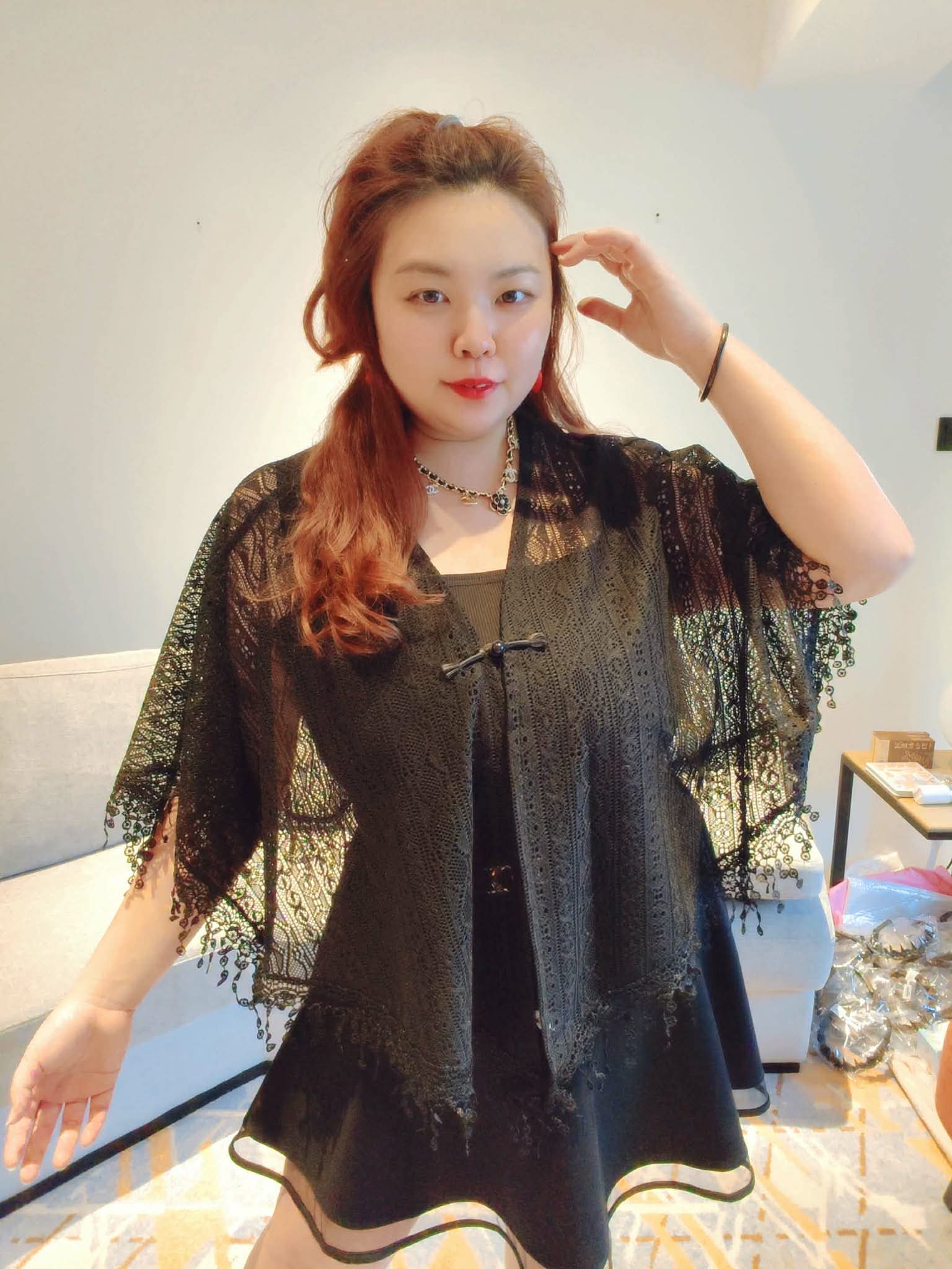 YPD09 26070 中式针织蕾丝镂空流苏斗篷外套