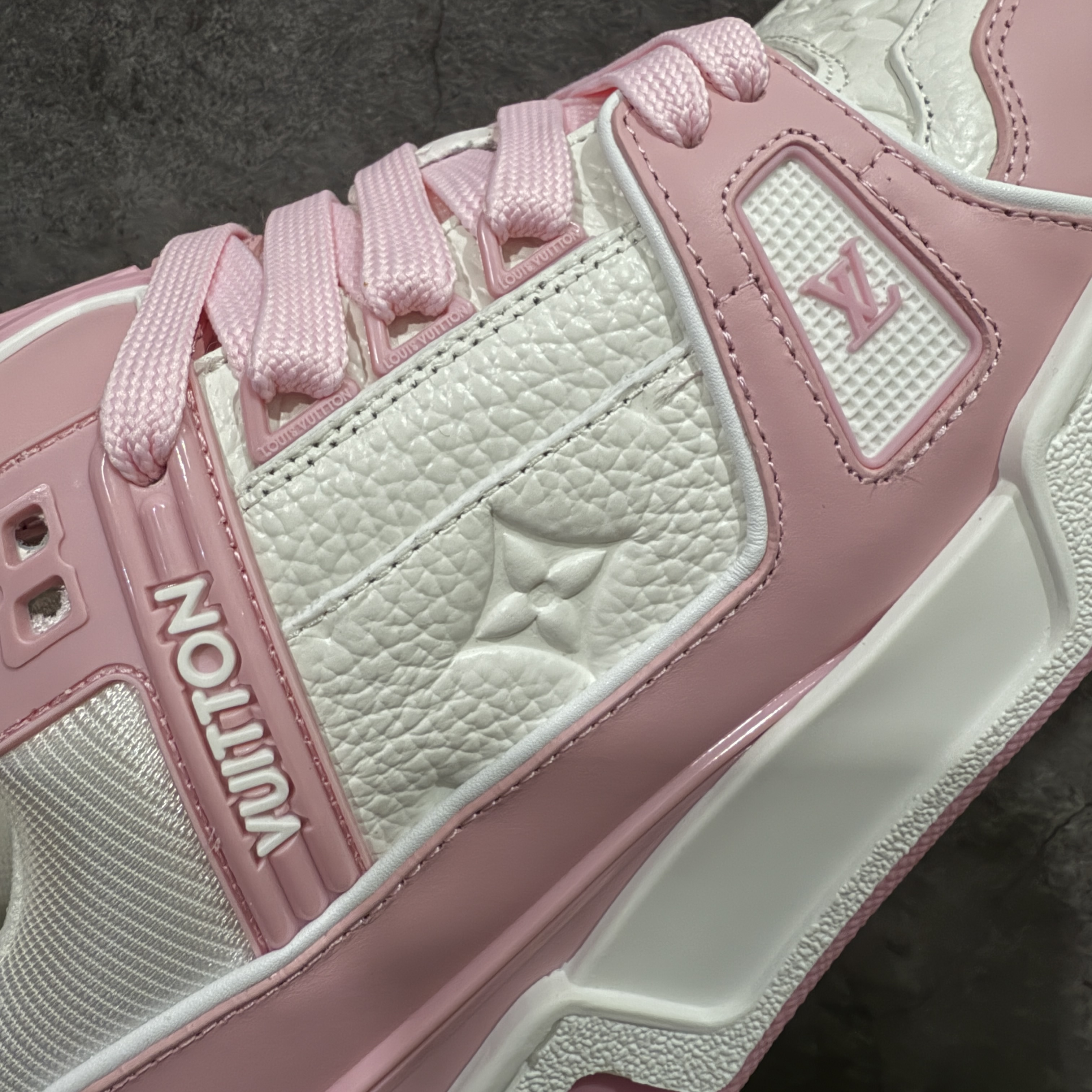 Louis Vuitton LV Trainer 