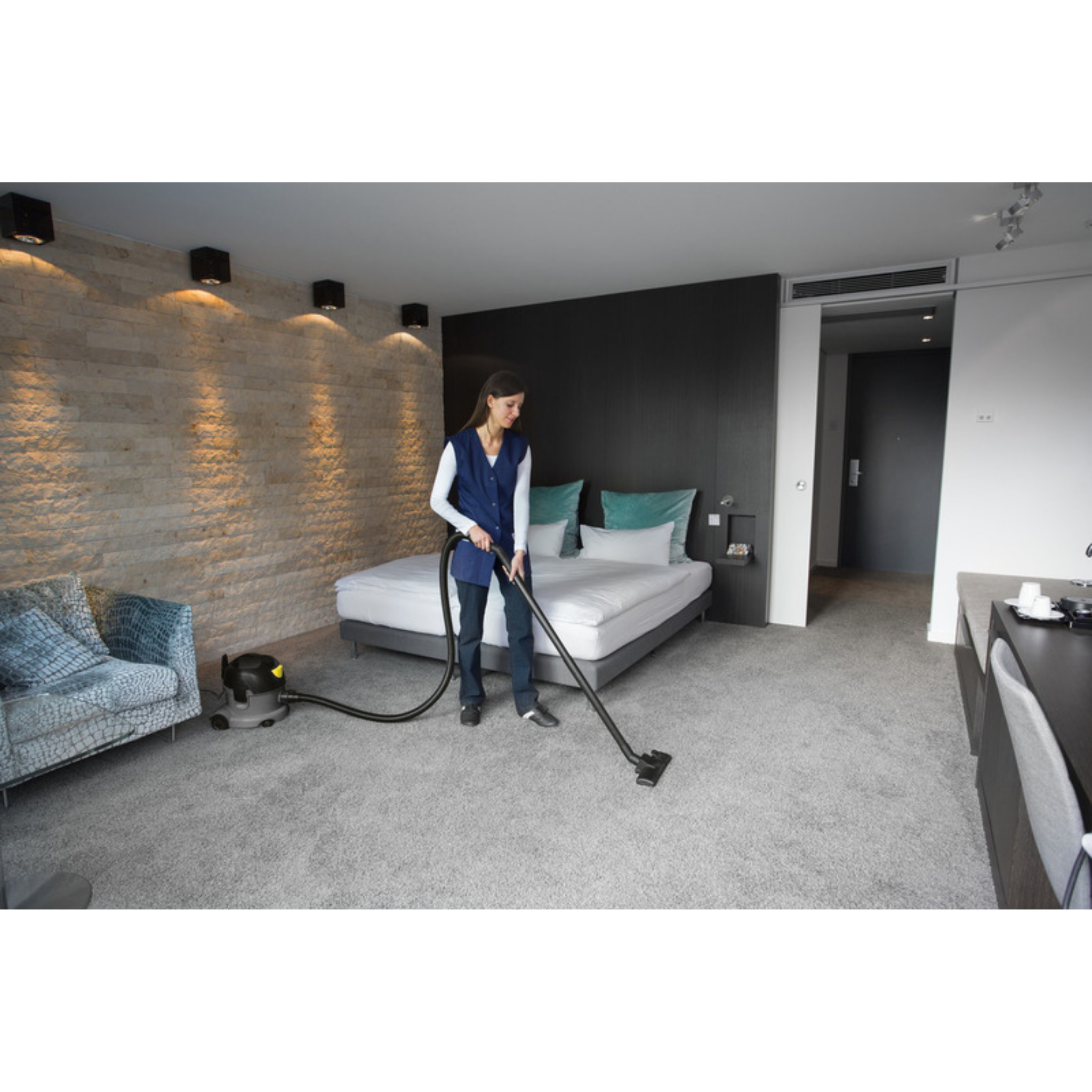 Karcher T 8/1 Classic Dry Vacuum Cleaner (T 8/1)