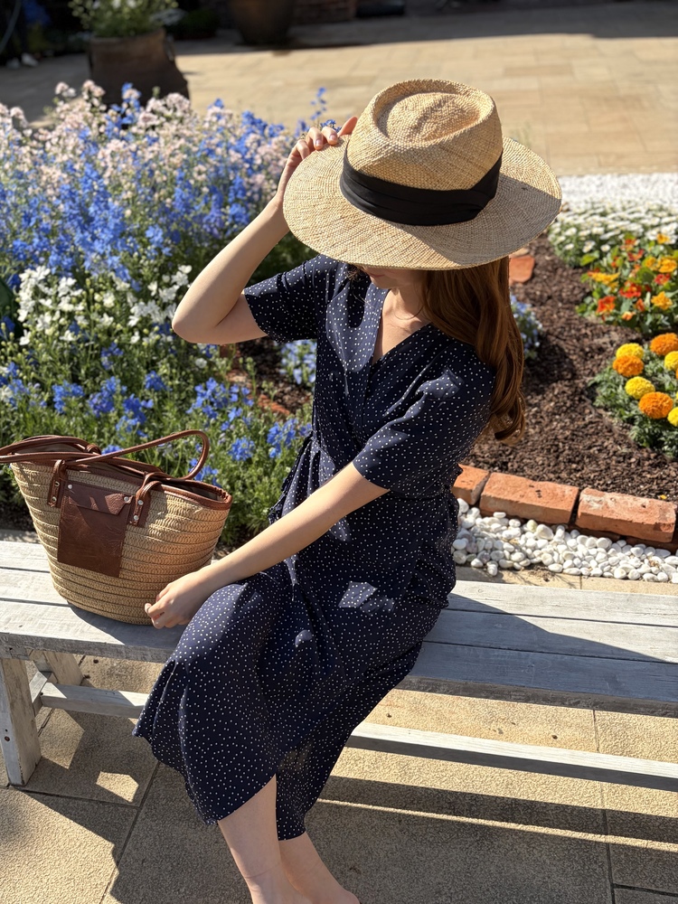 [限量!!] Isa Dotted Wrap Dress