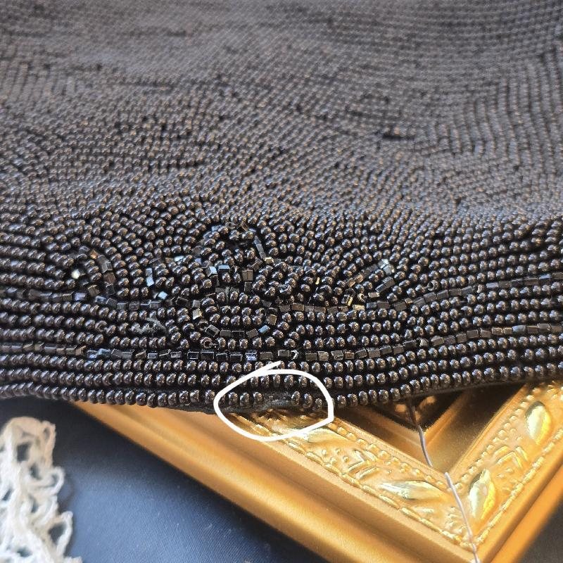 C.a. 1950s Vintage Artel MFG. Co Montreal Made in Japan Black Bead Evening Envelop Clutch (MT2055)