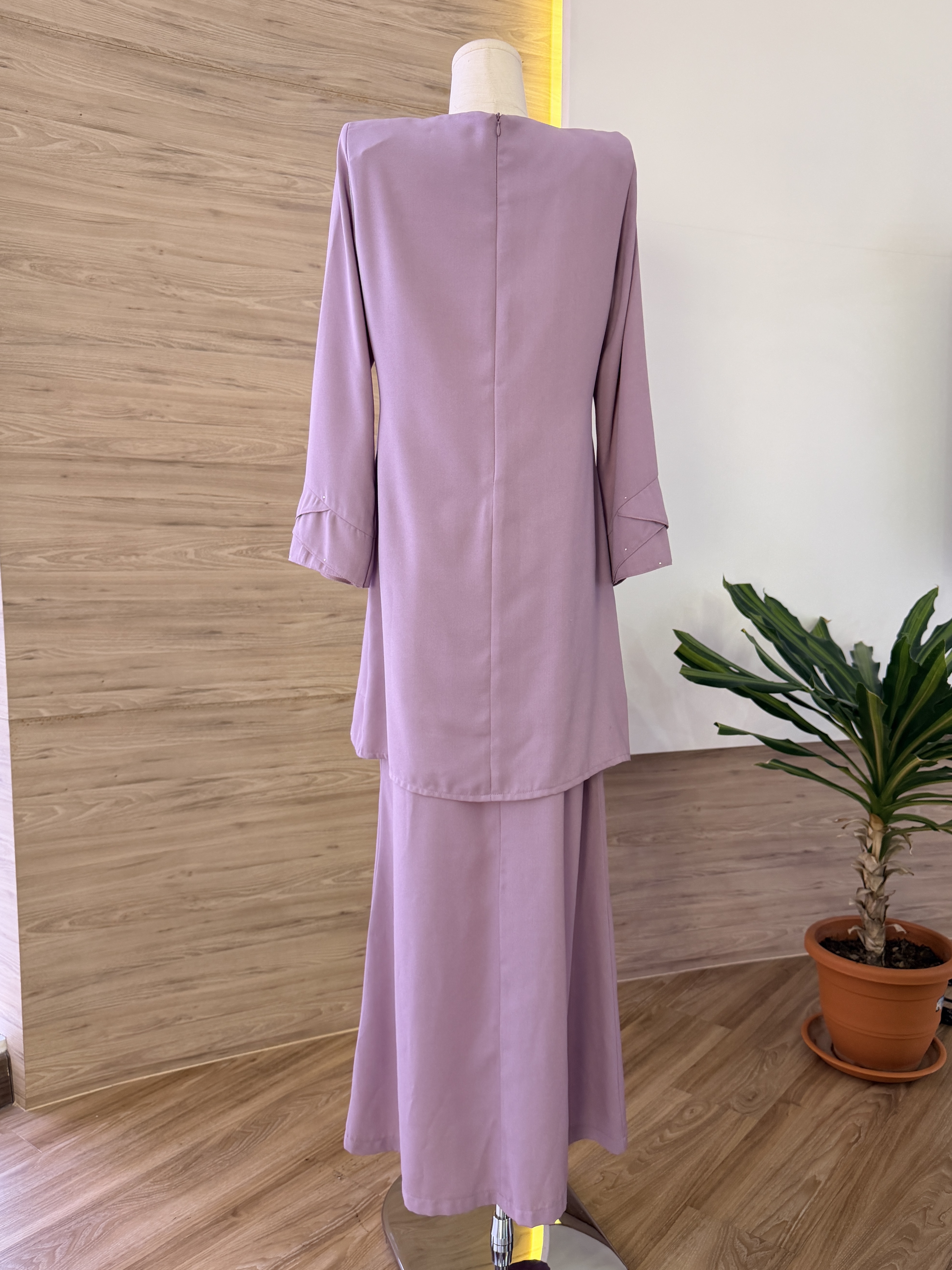 Safiya Kurung Set Wear