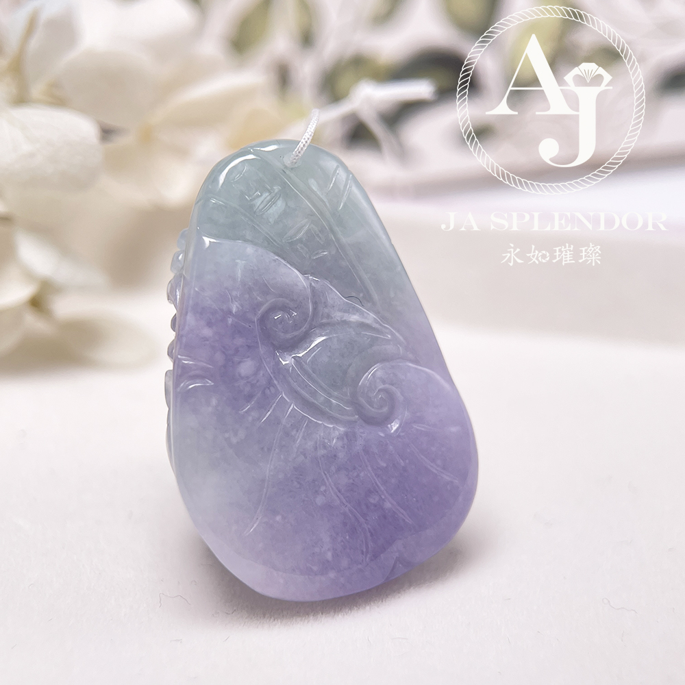 JN-3366 天然翡翠A玉 大師級鏤空精雕俏色春彩雙魚福壽映荷吊墜