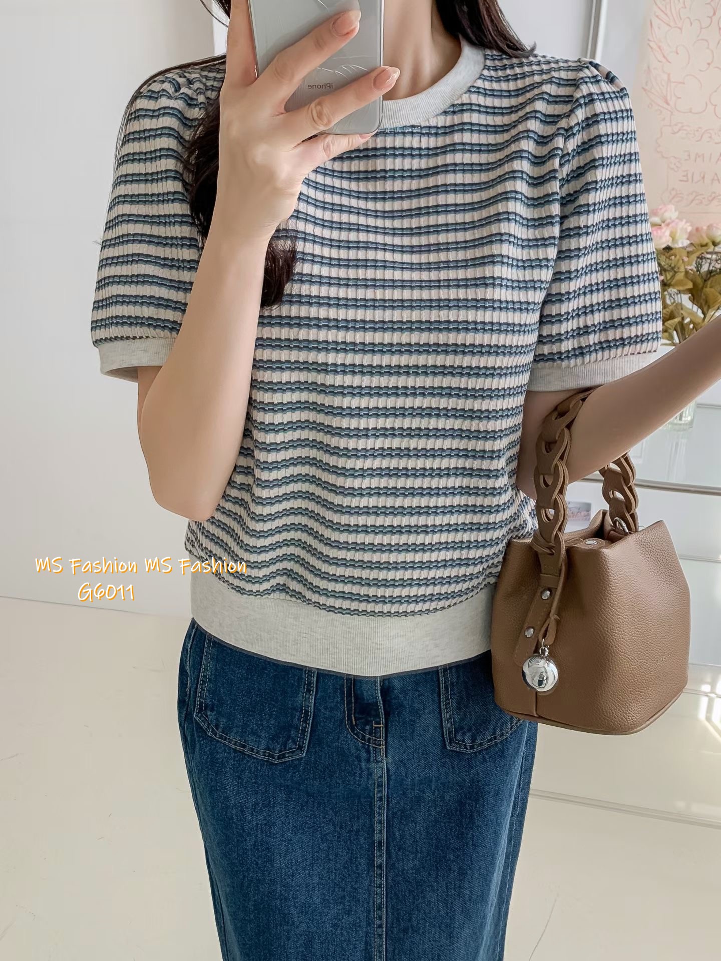 G6011 韓國🇰🇷靚色橫間top