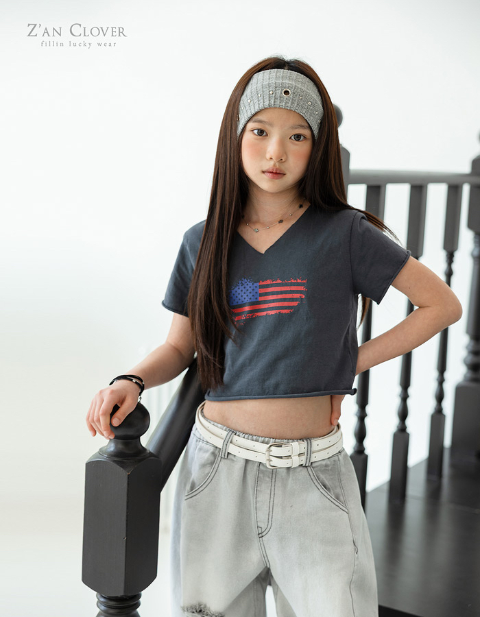 🇰🇷ZAN CLOVER tee