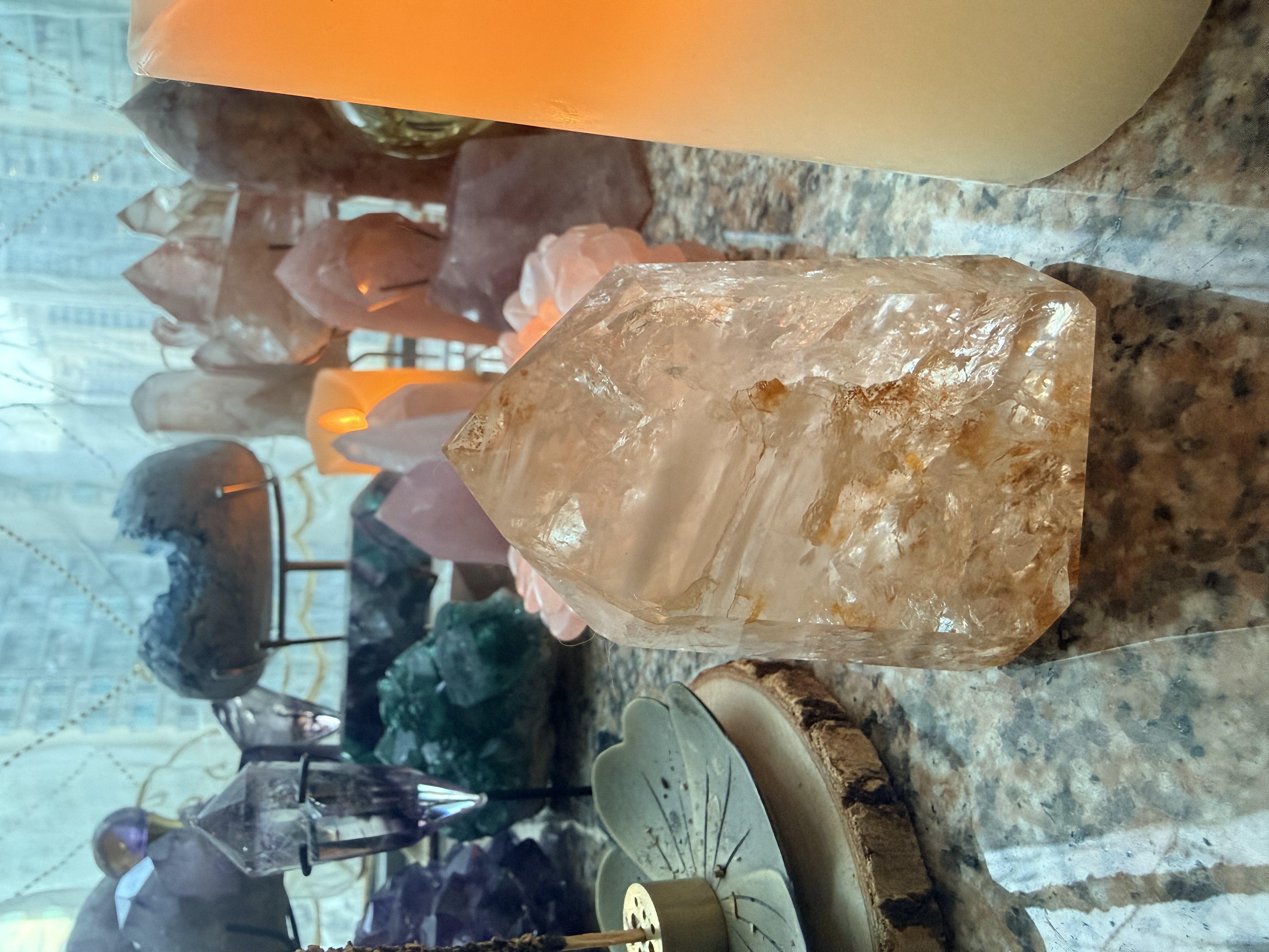 黃金火焰治癒者水晶柱￼