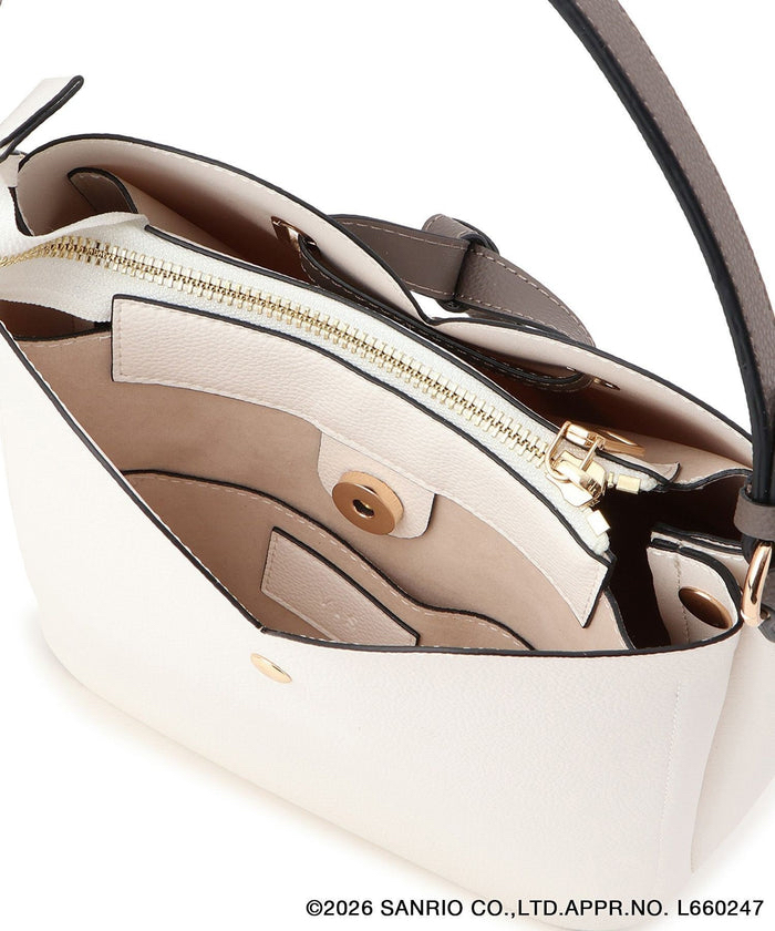 🎀【預訂】　HELLO KITTY x VIS 水桶袋 W