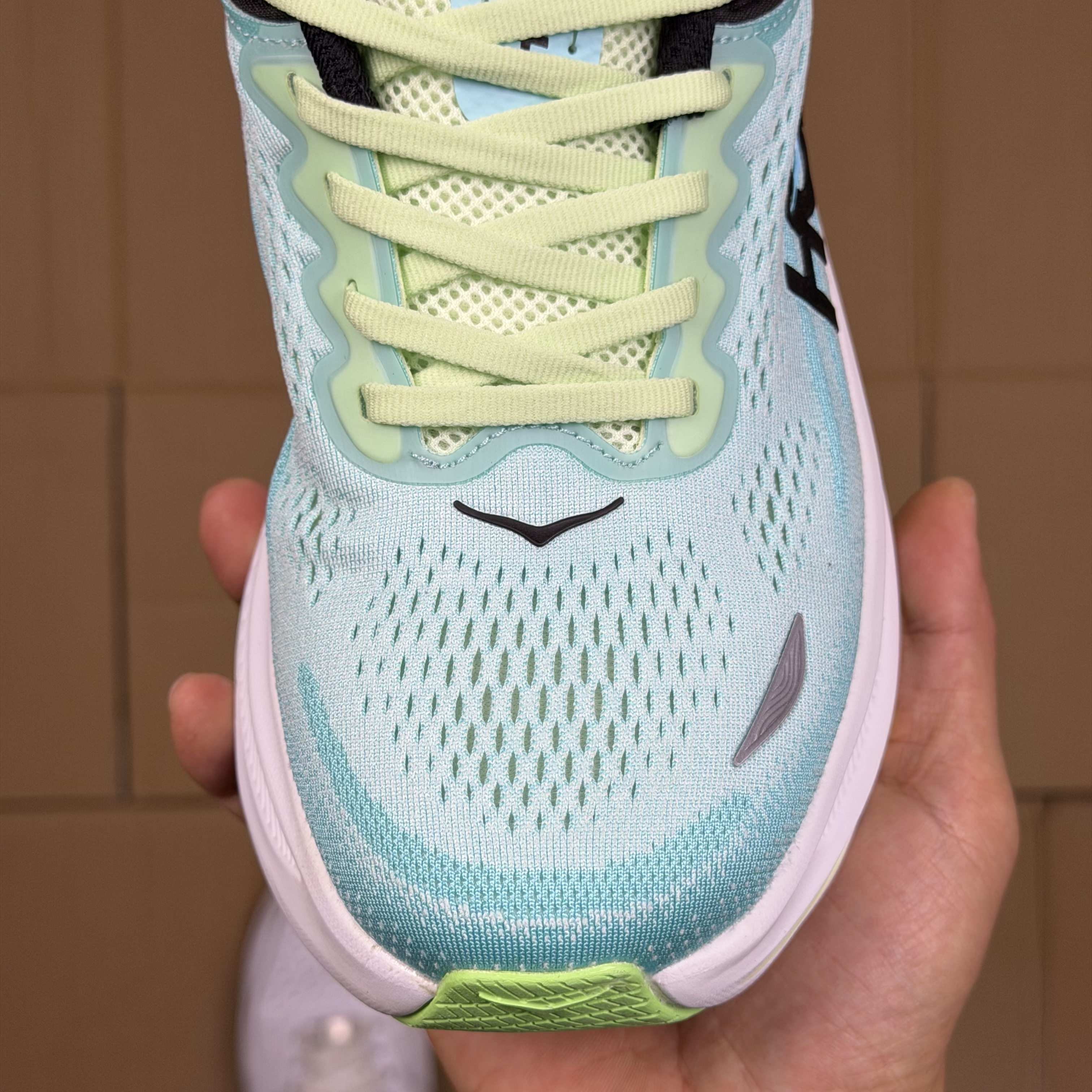 Hoka One One Bondi 9