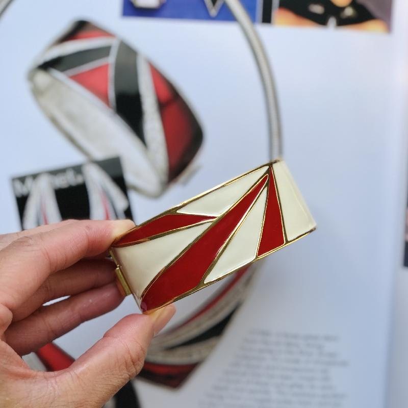 C.a. 1980s Monet Red X Ivory Geometric Enamel Jewelry New Old Stock- Bangle Bracelet (MT1622)