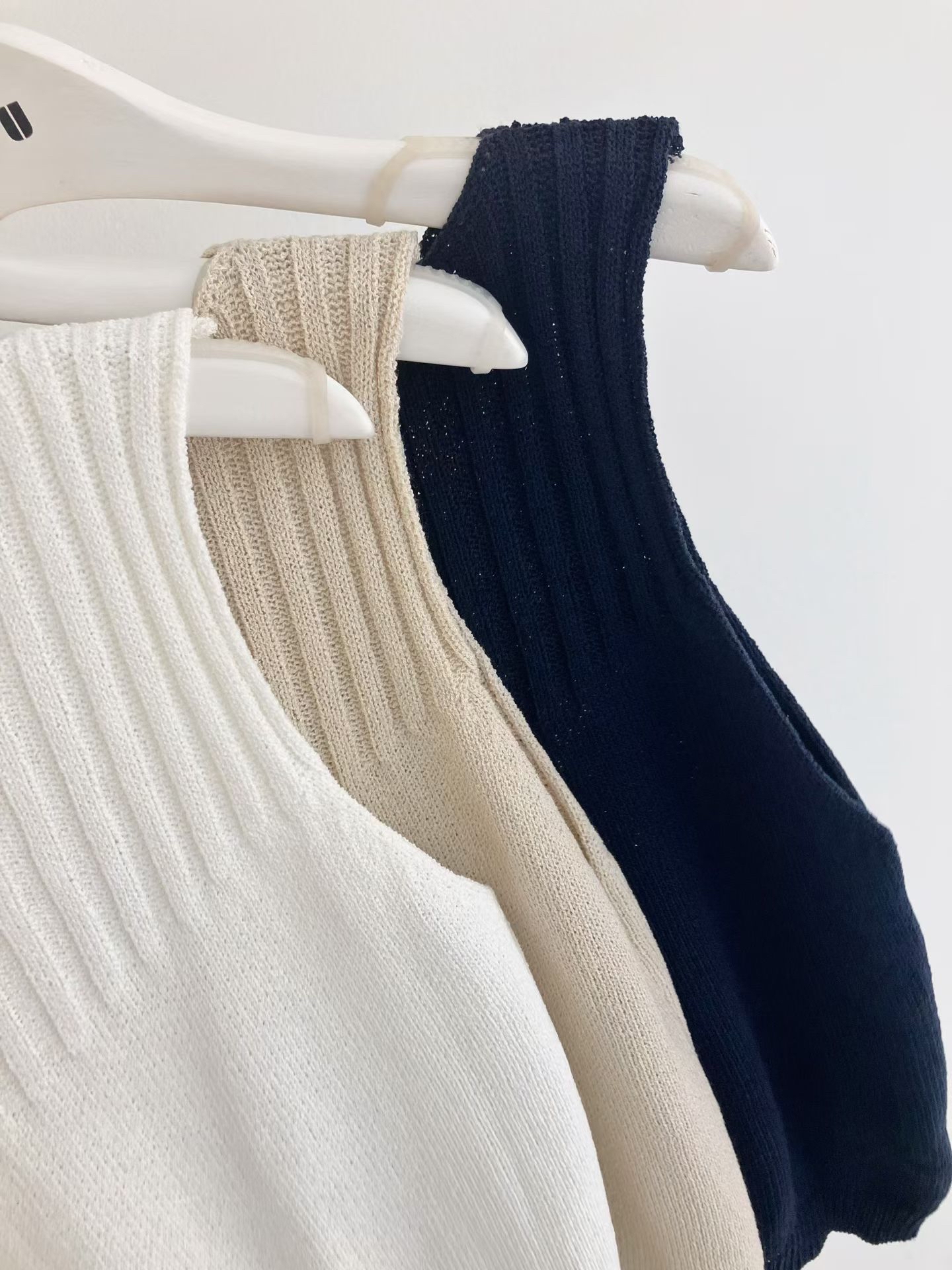 HA7 領位直紋背心