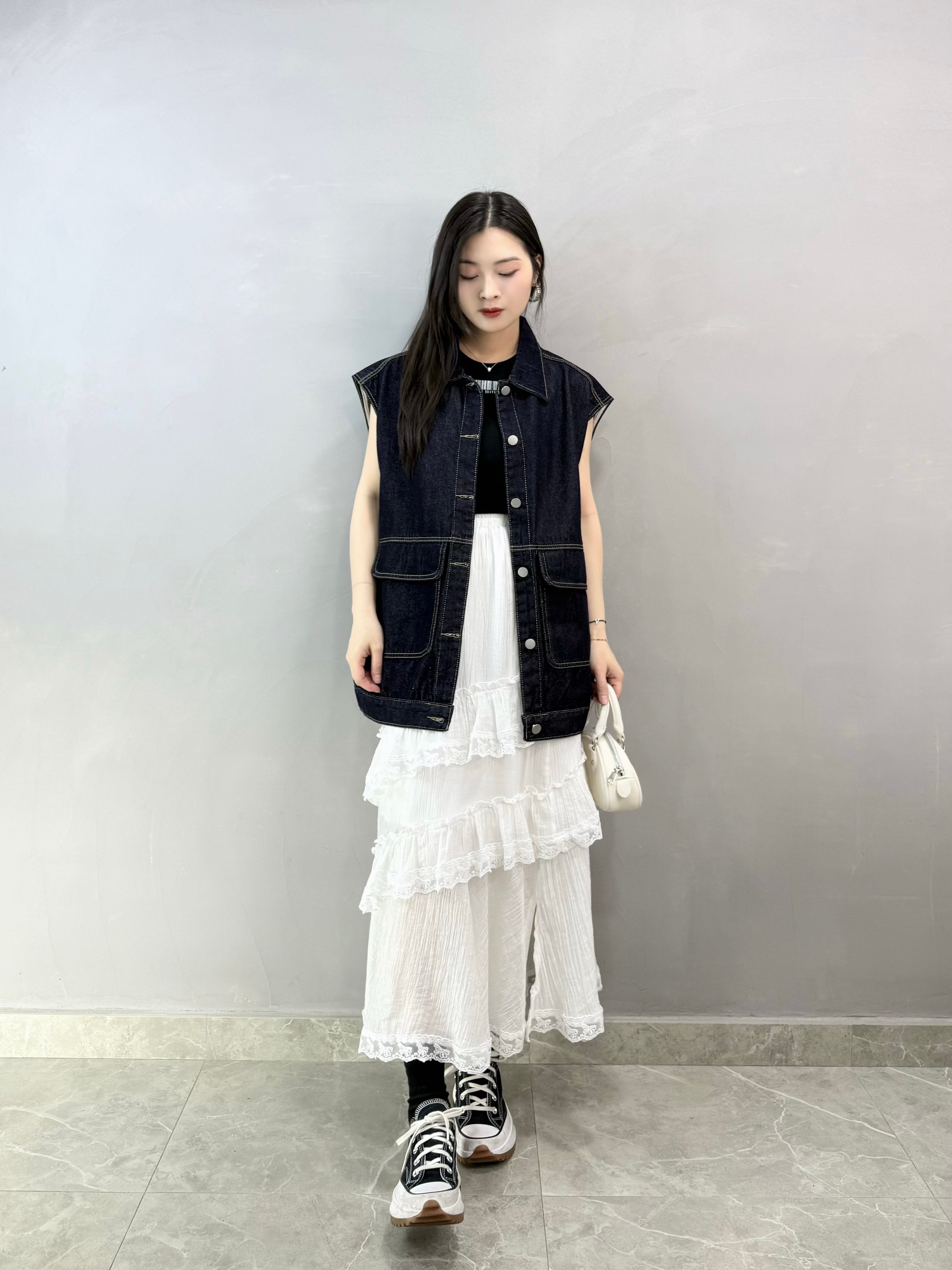 K62 皮牌原色牛仔背心褸