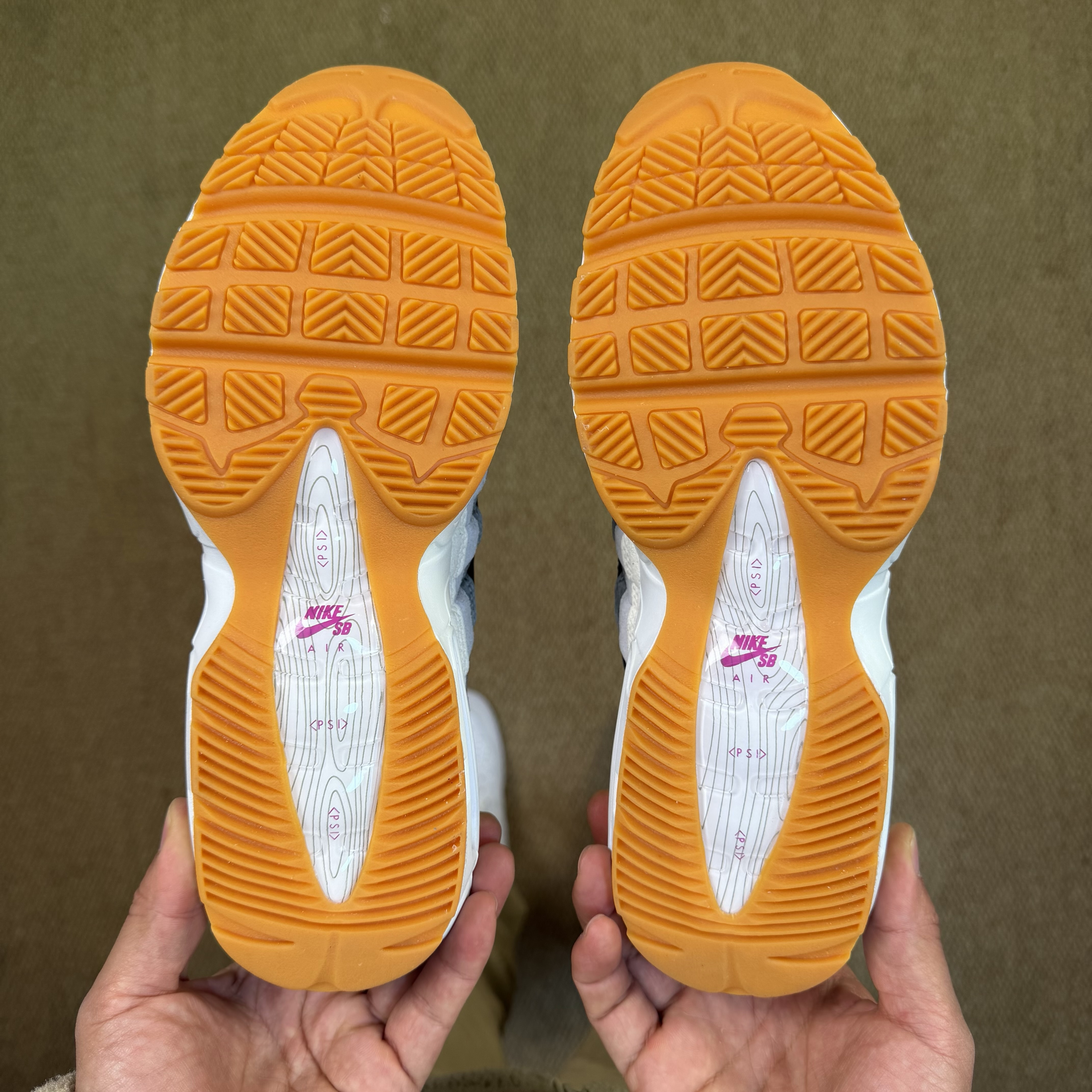 Nike Air Max 95 SB HF7545-100