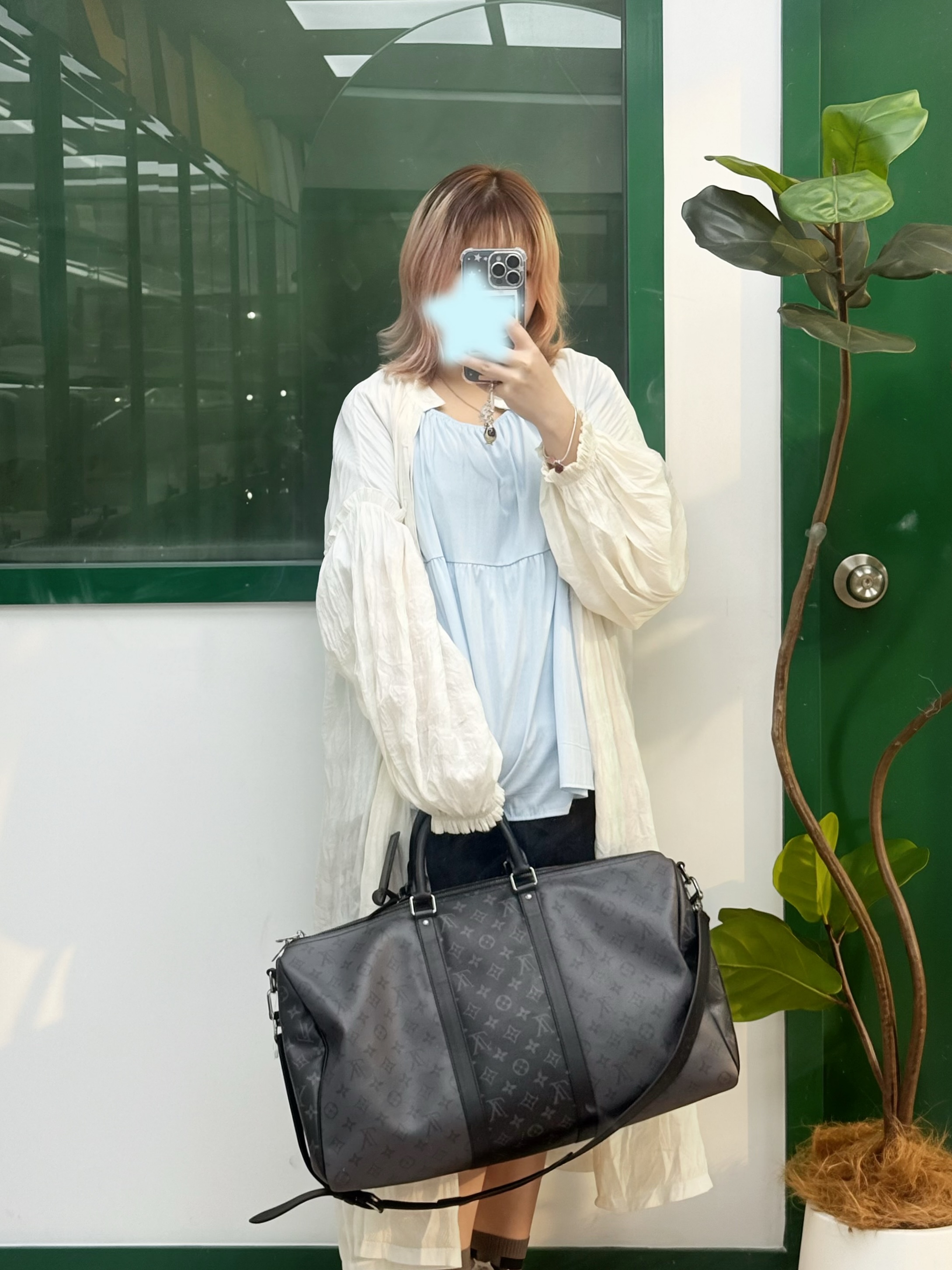 Lv👜 PRE OWNED 🛍️黑灰老花 Keepall Bandoulière 50 旅行袋🖤