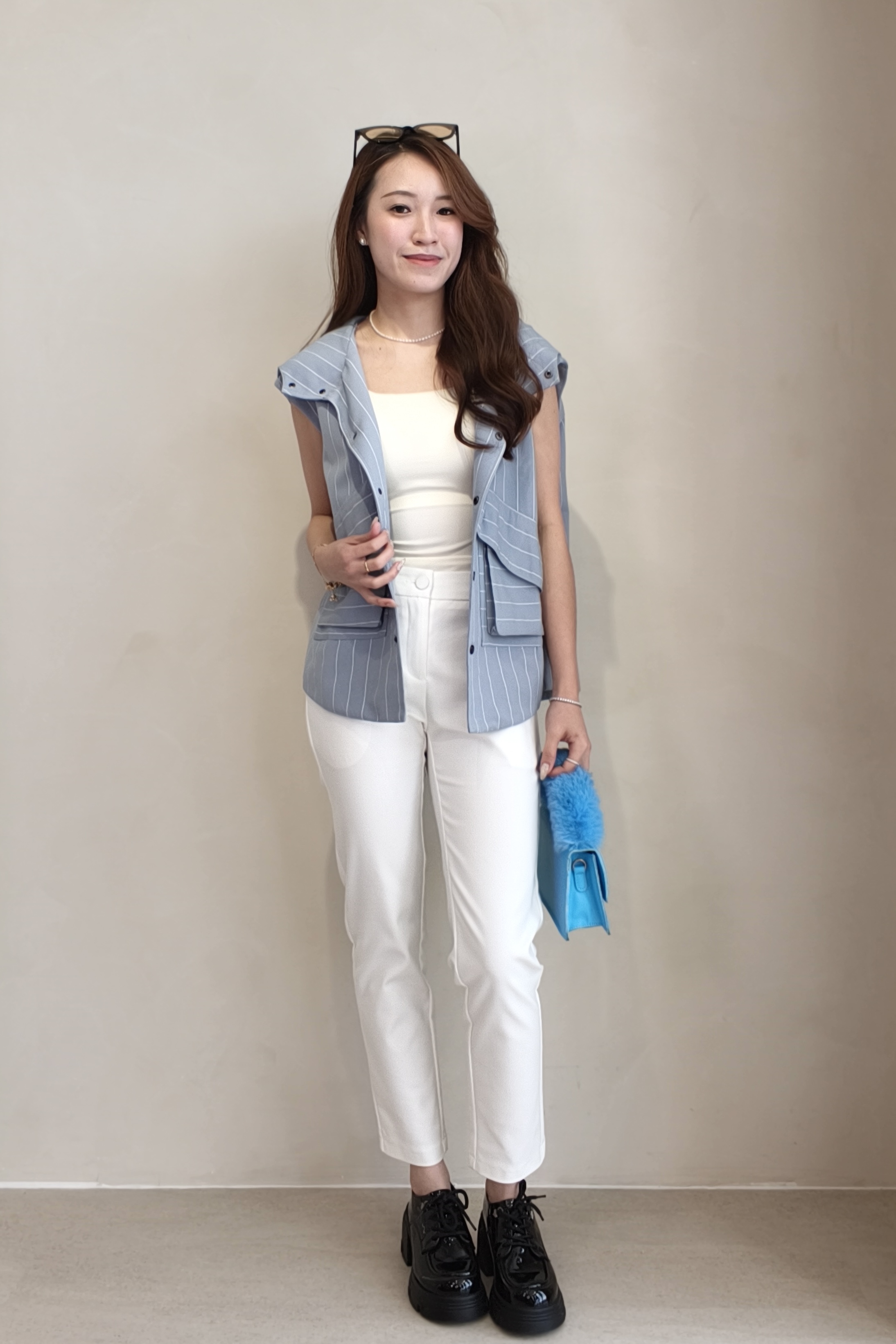 4393 Contour Stitch Slim Pants