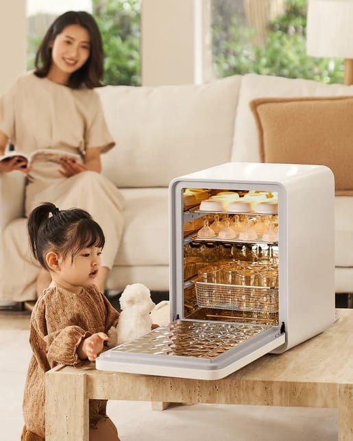 $930,Snowbear UV-C 消毒烘乾機 HL-2026