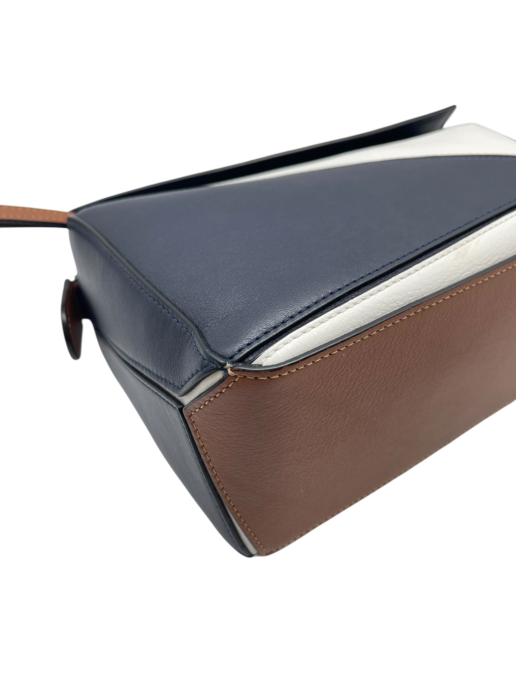 Pre-owned Loewe puzzle bag / Product Code: 072902
