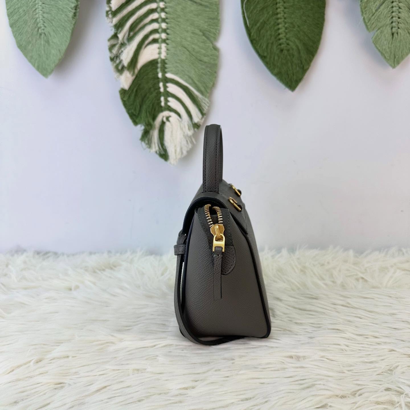 CELINE🤍PRE OWNED Belt Bag Pico Size 灰色鯰魚包🩶