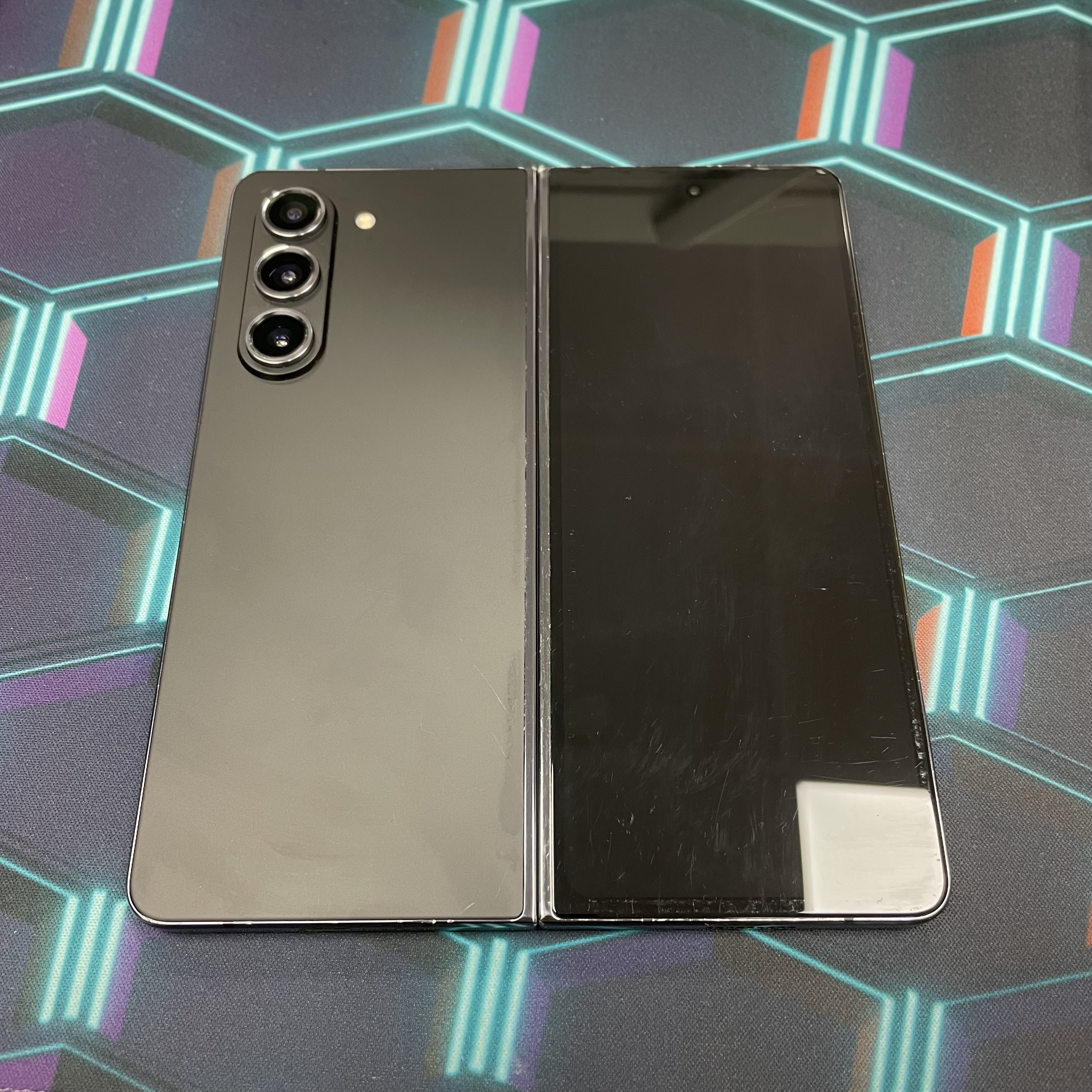 *5807B Galaxy Z Fold 5 靚機 12+256GB 黑色 black