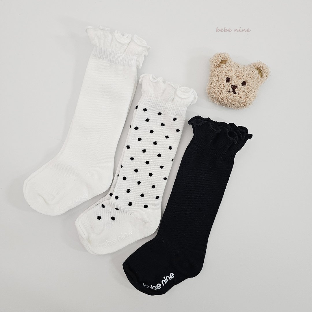 Bebenine Nine Frill Knee Socks Set