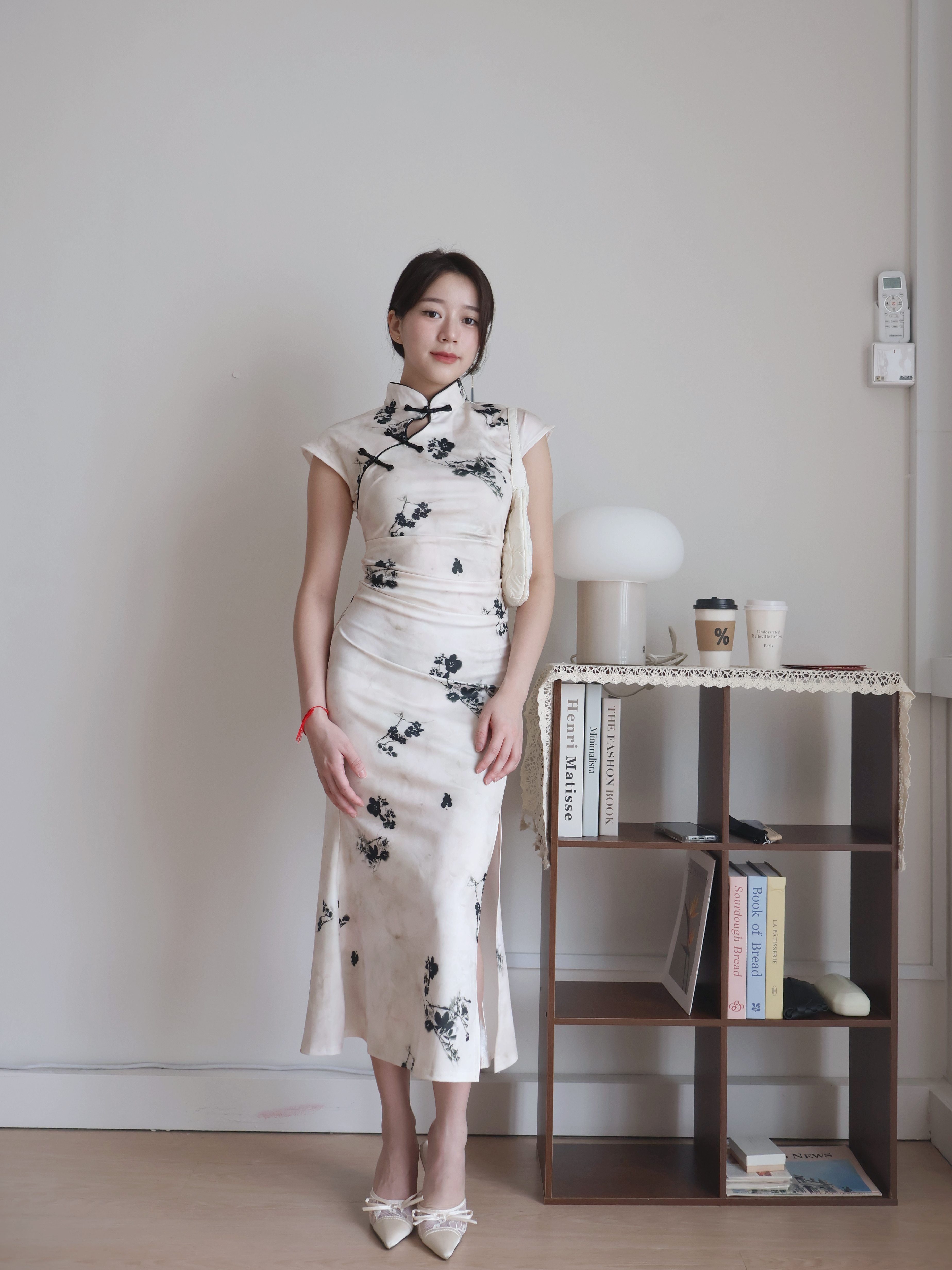 Gwen Side-Slit Cheongsam | Cream