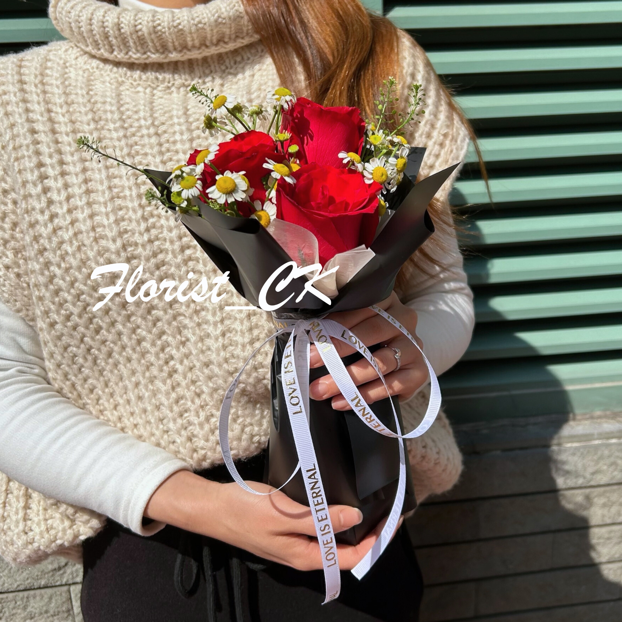 【2026 情人節推介 CP值高】Petite Rosé Elegance｜玫瑰鮮花迷你花束  (預訂款)