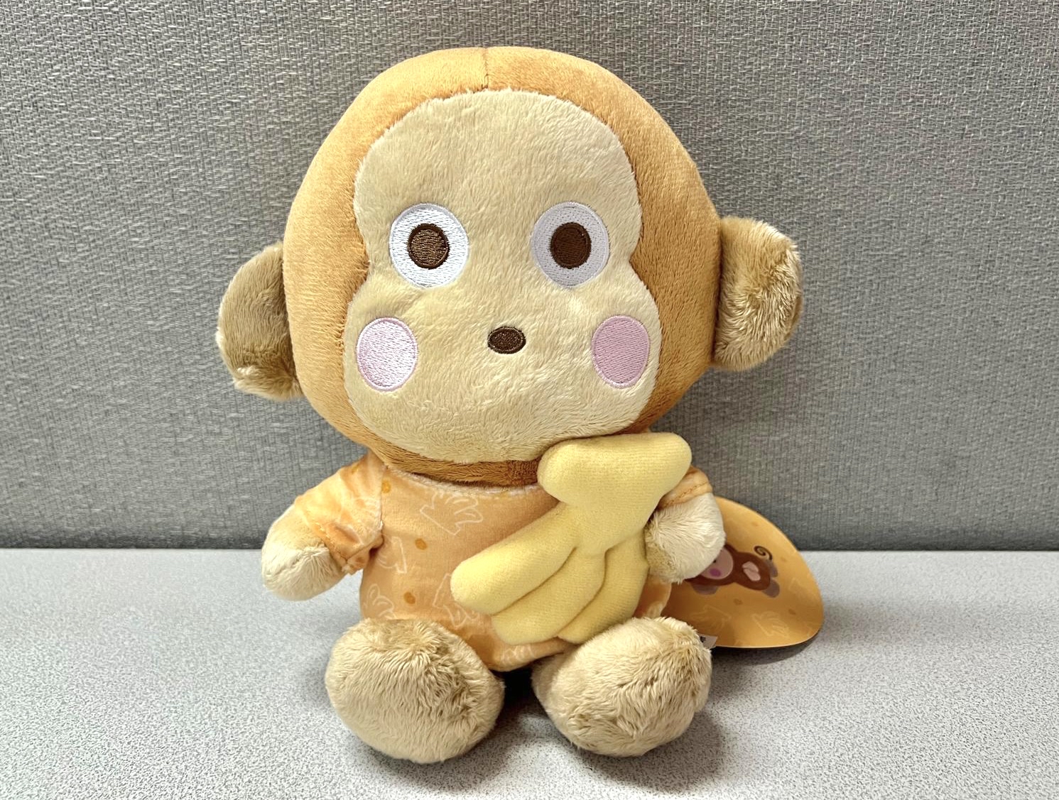 🌐 Sanrio global 限定 馬騮仔大公仔