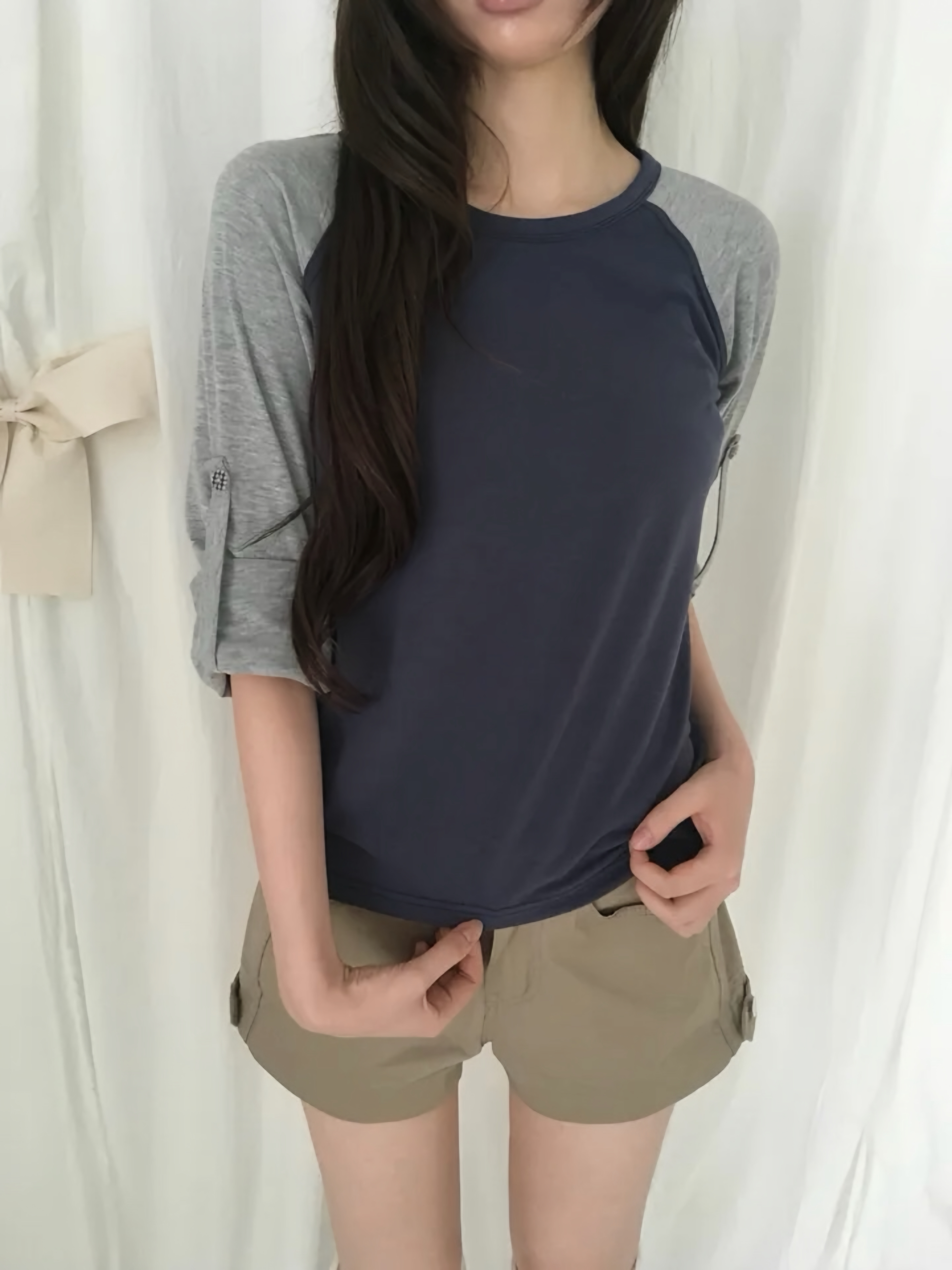 Roll-up Raglan Contrast Top