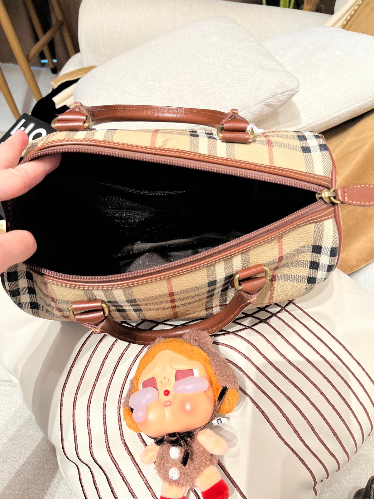 Burberry Boston bag ,100%Authentic ,98%new 