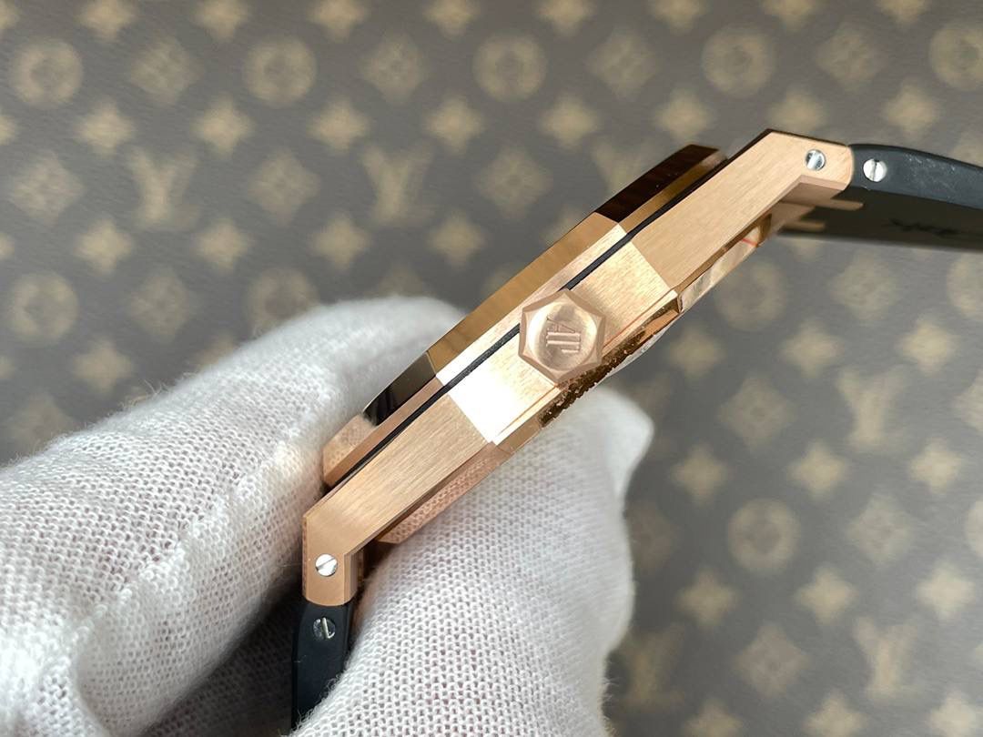 爱彼皇家橡树系列玫瑰金男士自动机械腕表