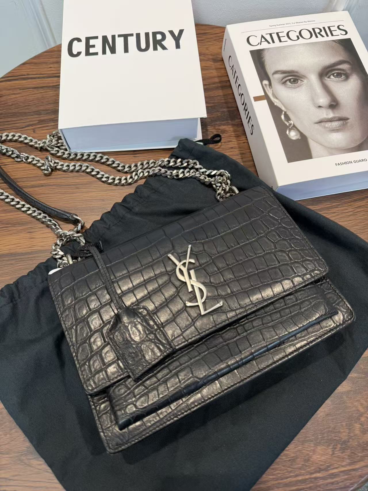 YSL日落包鰐魚壓紋銀Logo鏈條斜孭包