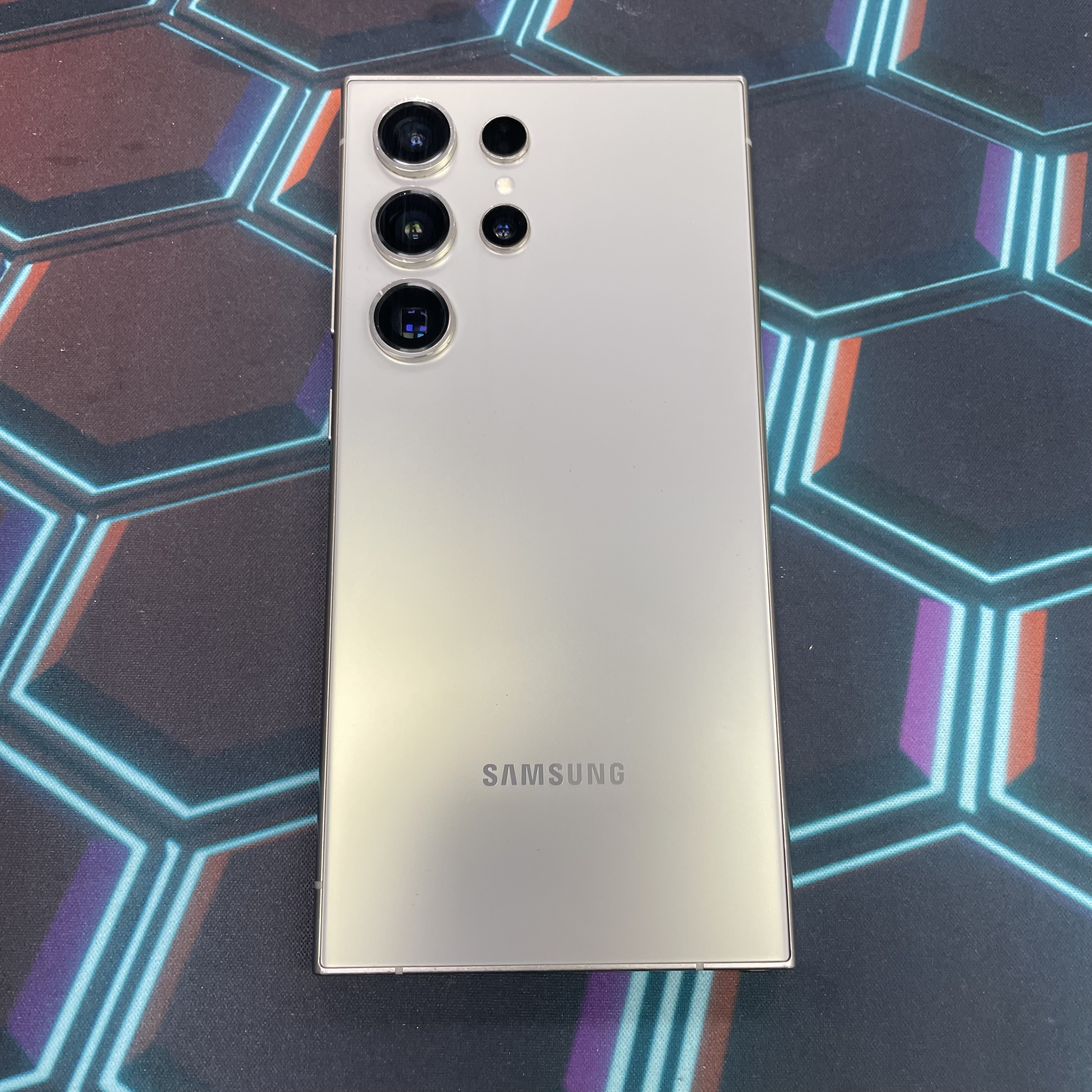 *7904  Galaxy S24 Ultra 勁靚機 12+1TB 灰色 gray