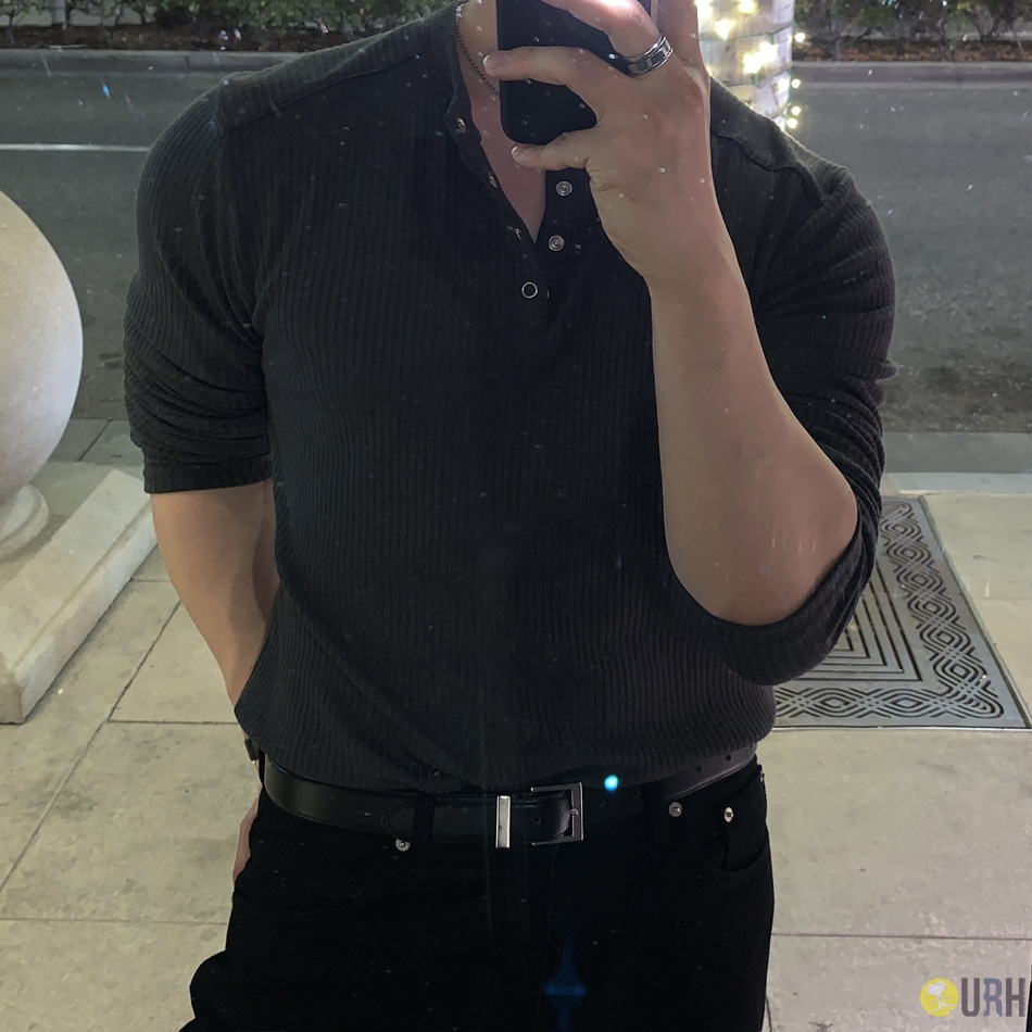 【100%保證韓國直送】韓國品牌原創系列 韓系修身坑條 Snap Button 亨利領長袖衫 👕 [2 color] RL114921