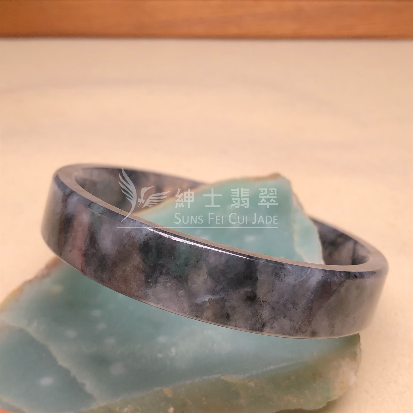 山水烏雞方鐲54.4mm YM00100