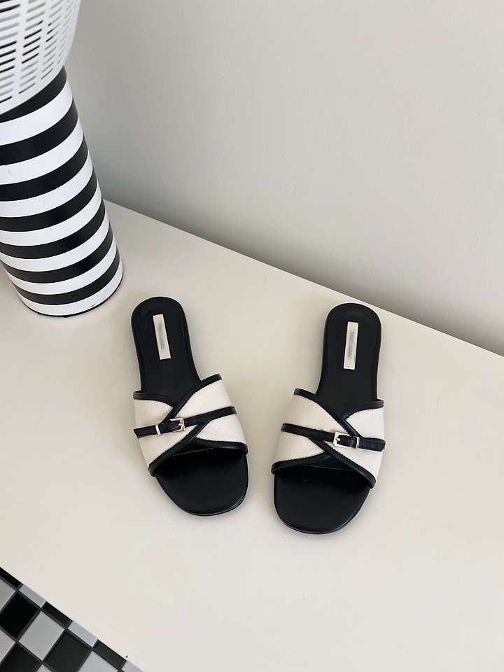 Contrast Canvas Sandals (2 colors)
