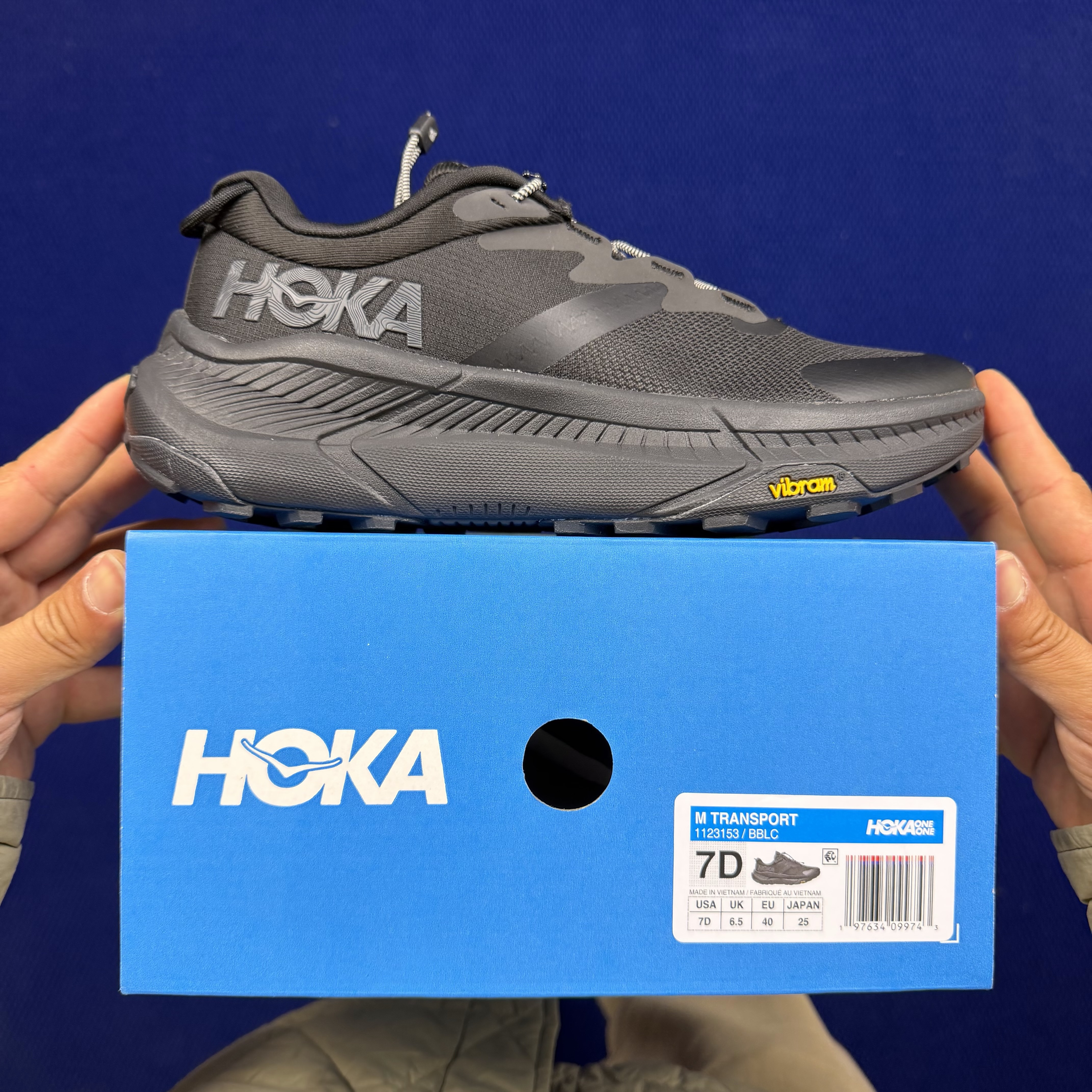 Hoka One One Transport