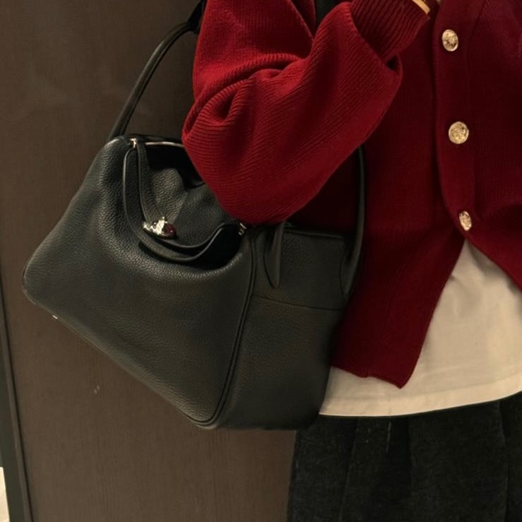 HERMES 🤍PRE OWNED Lindy 30 黑色銀扣 Z Stamp🖤