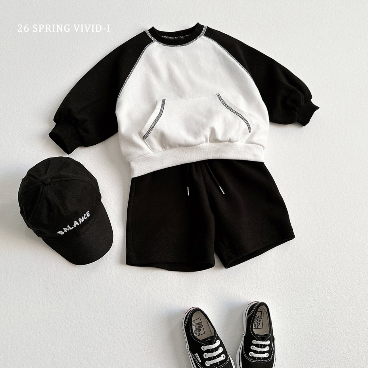 🌸預訂 韓國直送🌸🇰🇷VIVIDI三色拼色袖寬鬆袋鼠口袋衛衣