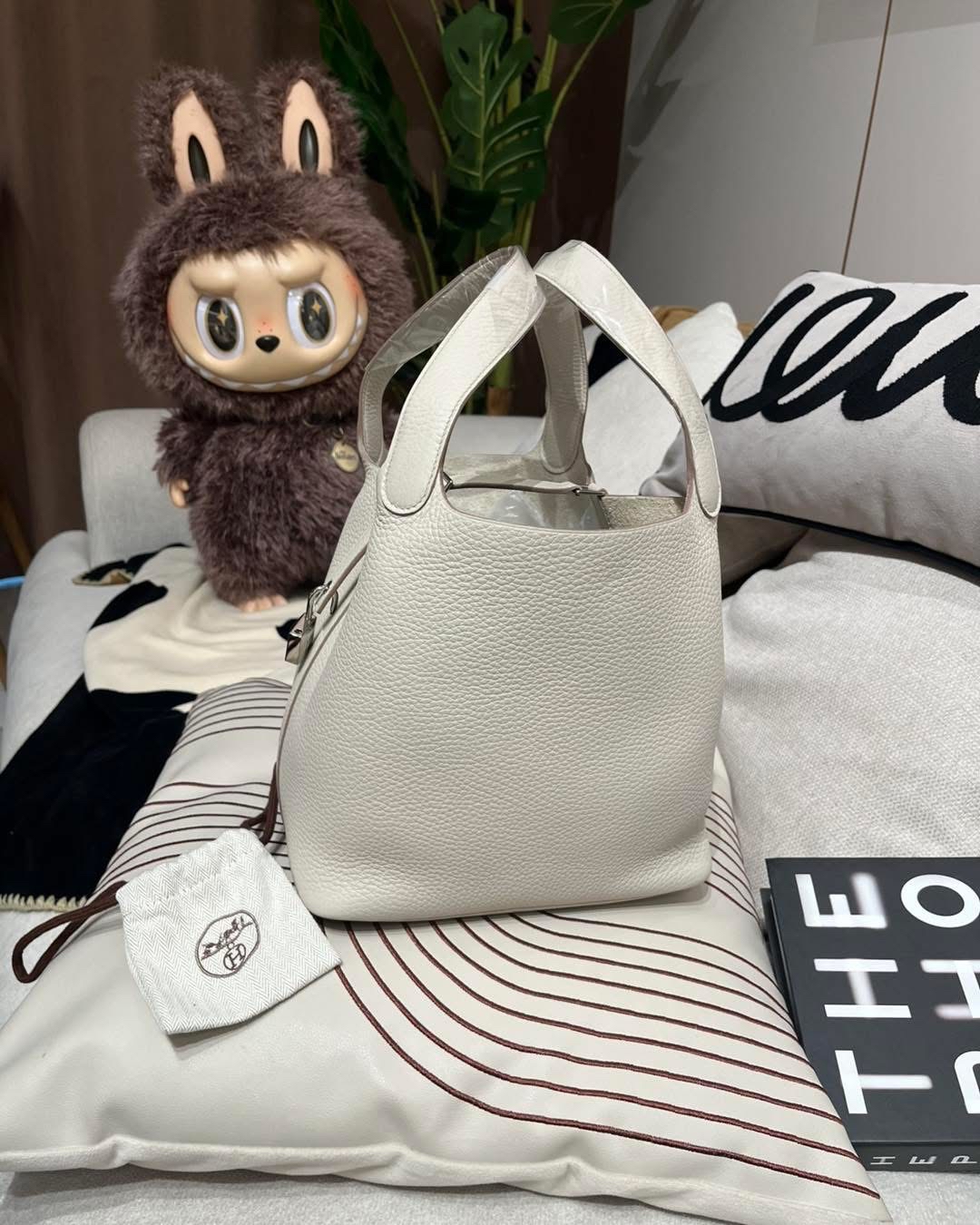 Hermes picotin 22,8L Beton Stamp U 100%Authentic, 99%New ✅Key Lock ✅Dust bag✅Box