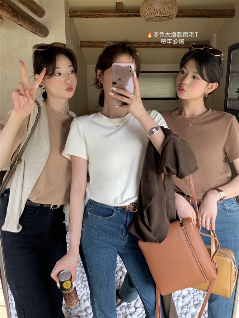 Cloudy Puff Round Neck Tee 云朵泡泡纯色圆领磨毛Tee (11 Colours)