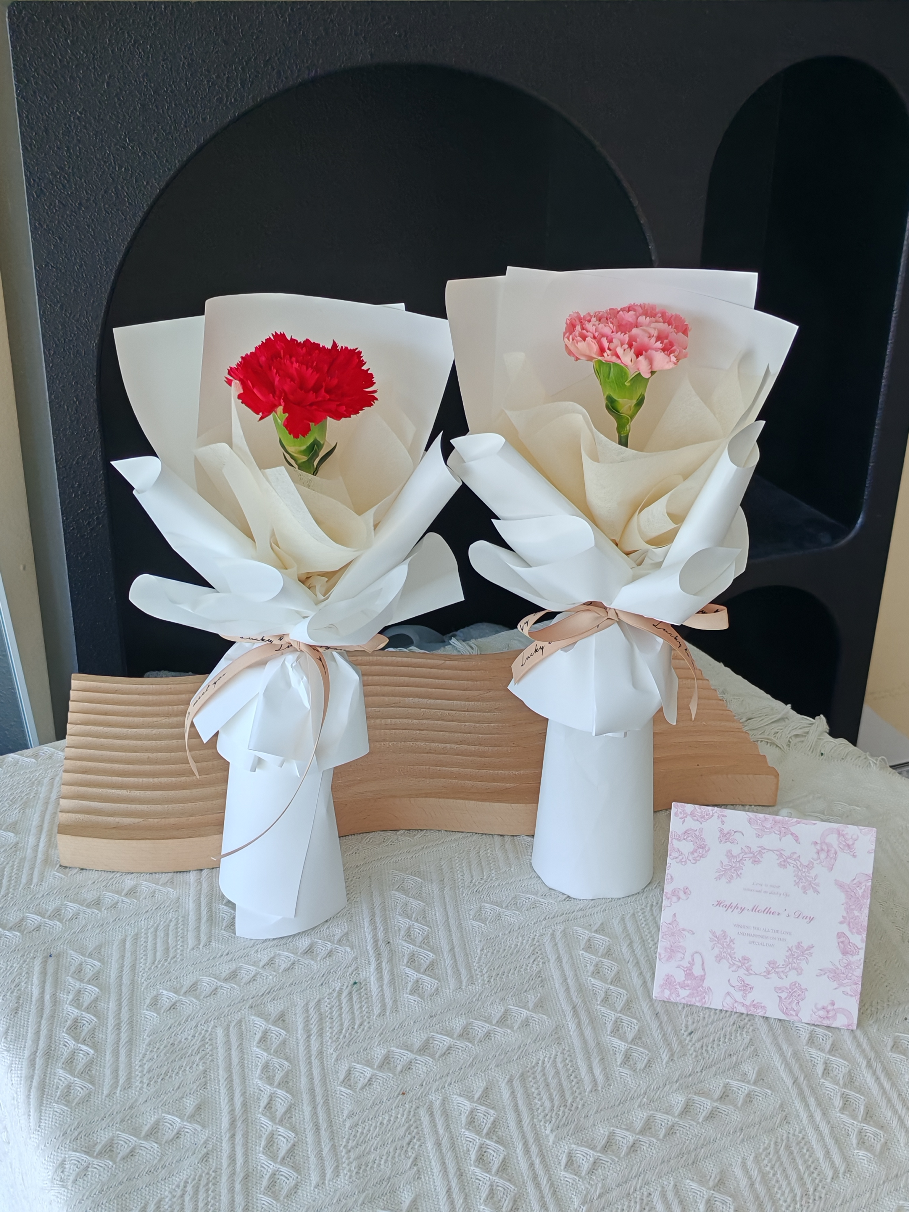 Single stalk carnation bouquet 