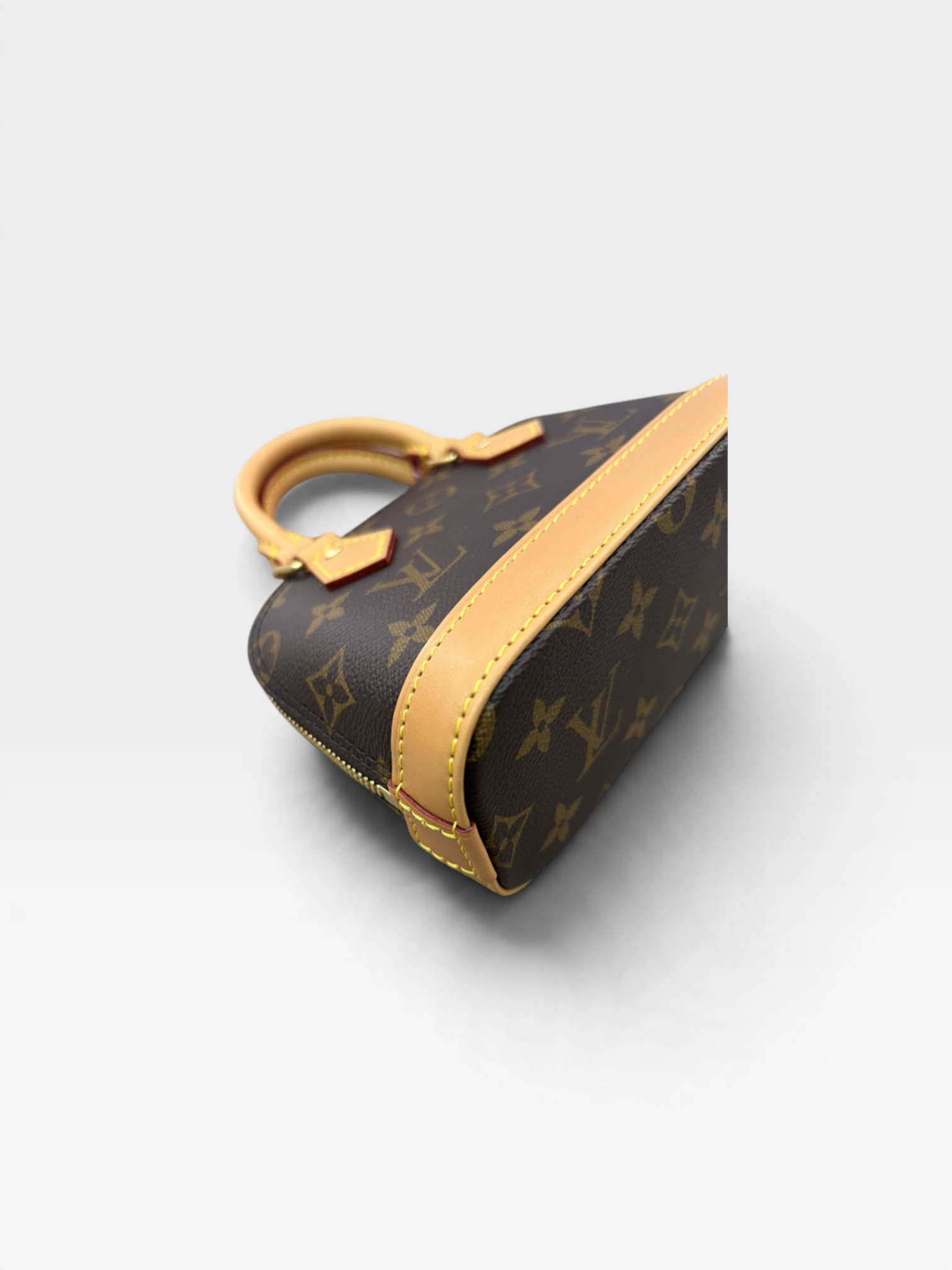Pre-Owned Louis Vuitton Nano Alma Bag/ Product Code: 101301
