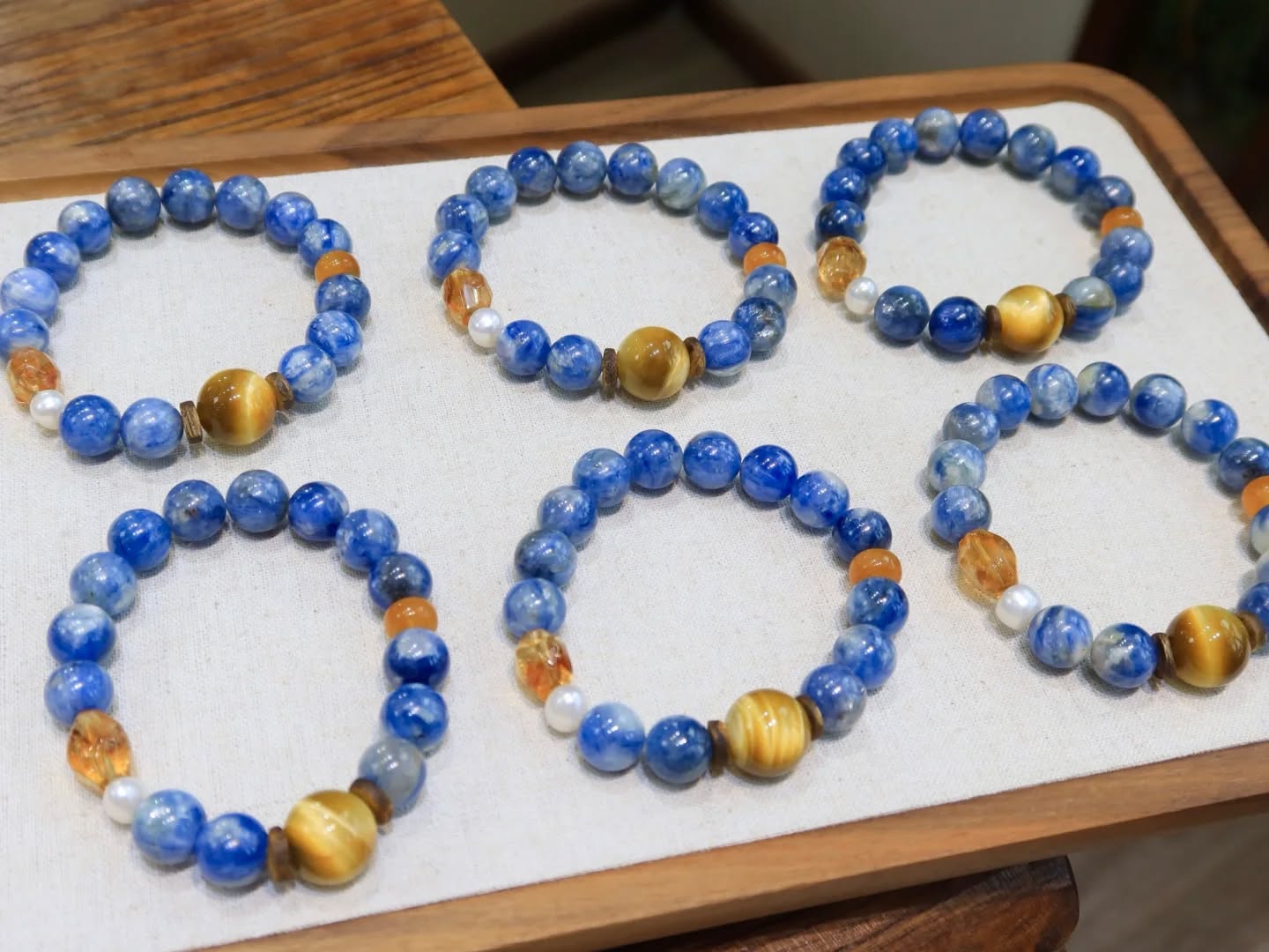 天然藍晶手鍊，尺寸：11mm